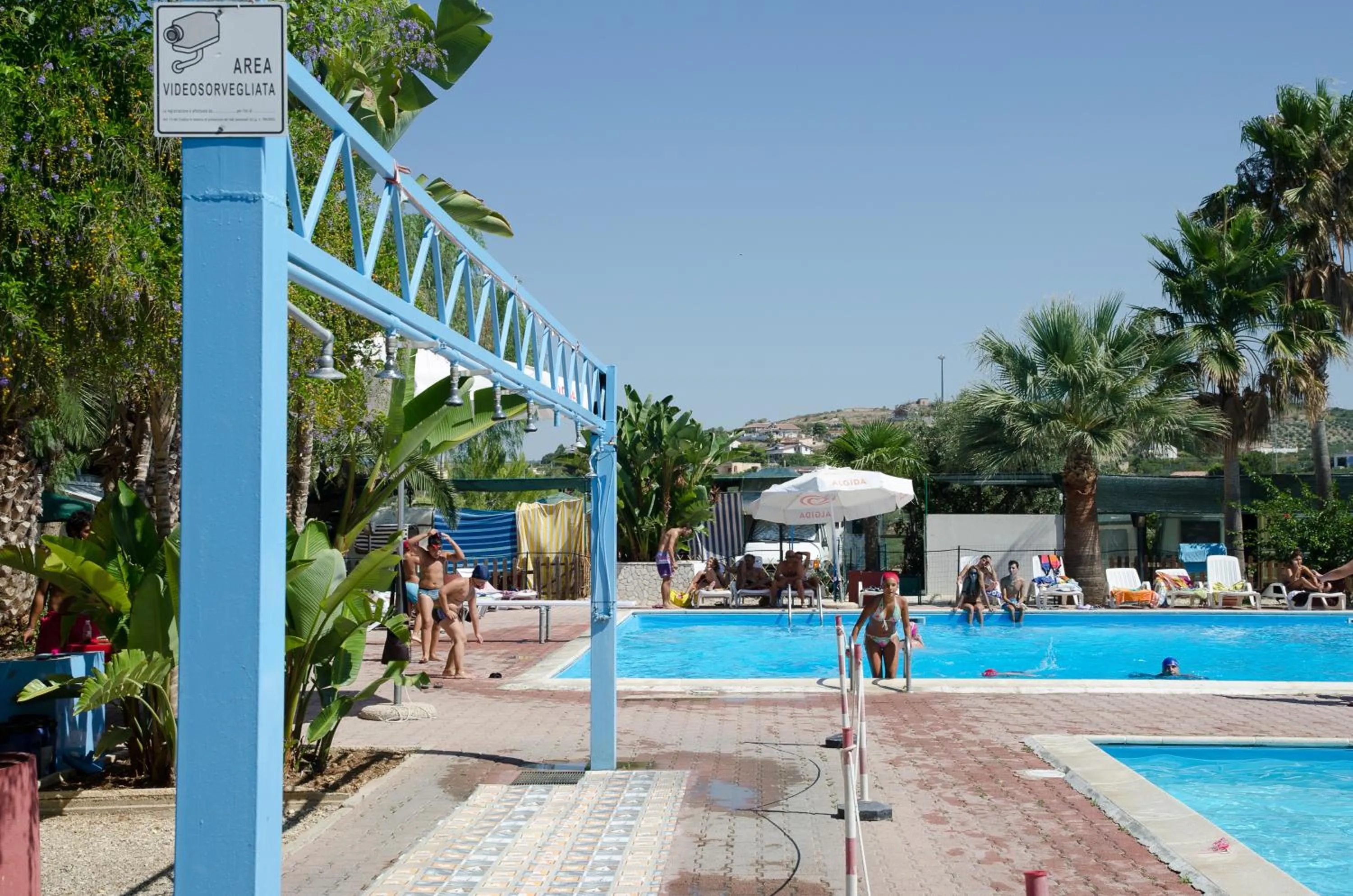 Swimming pool in Kamemi Village & Camping