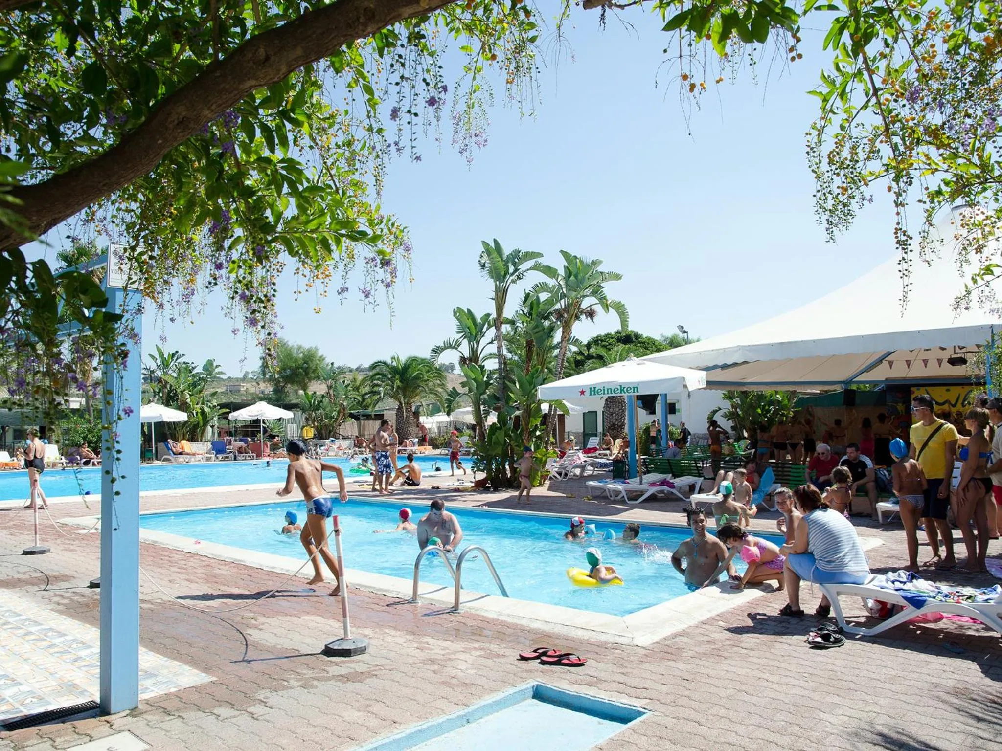 Swimming pool in Kamemi Village & Camping