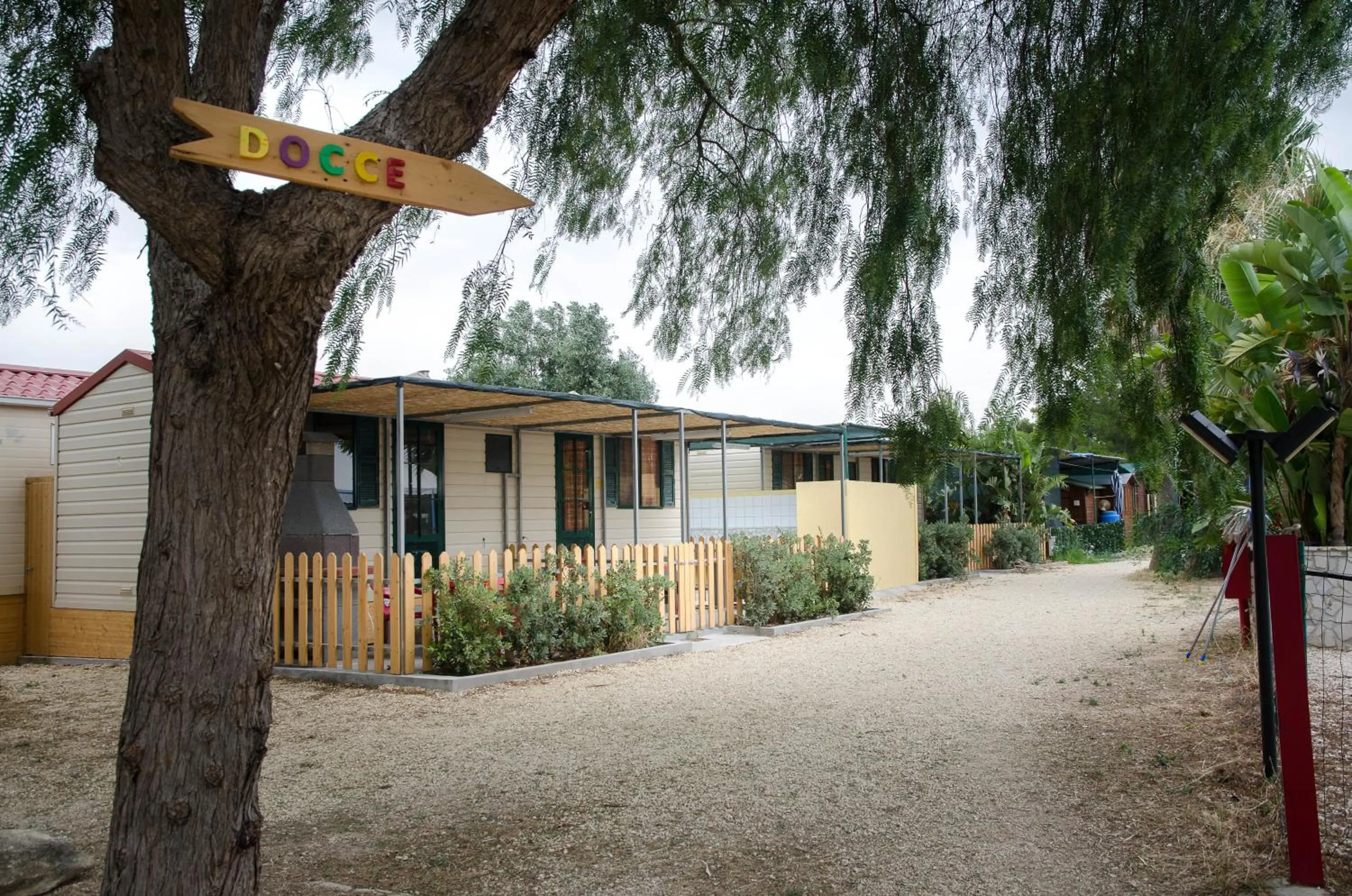Facade/entrance in Kamemi Village & Camping