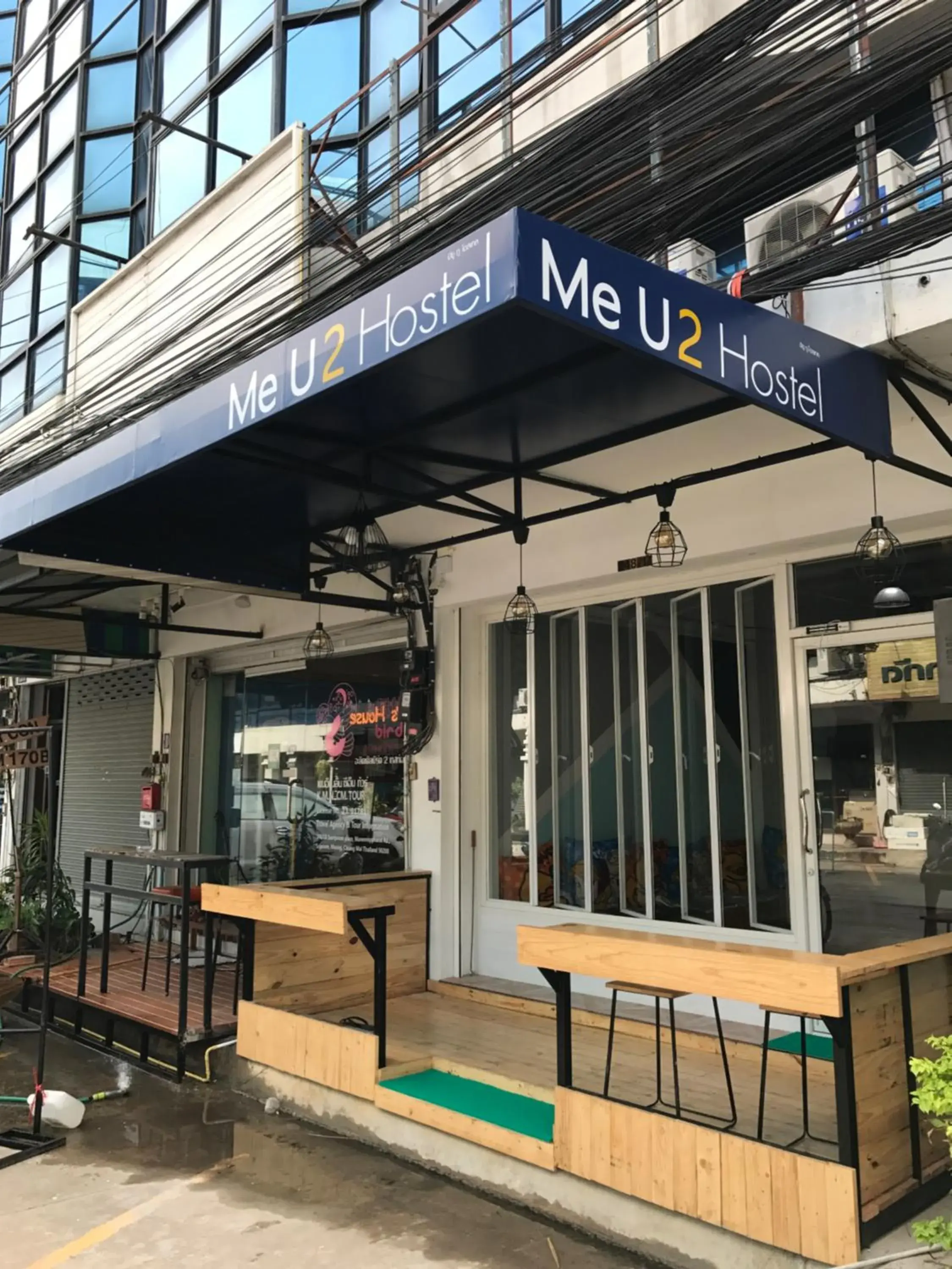 Property building in U2 & i-smile Hostel Property building in U2 & i-smile Hostel