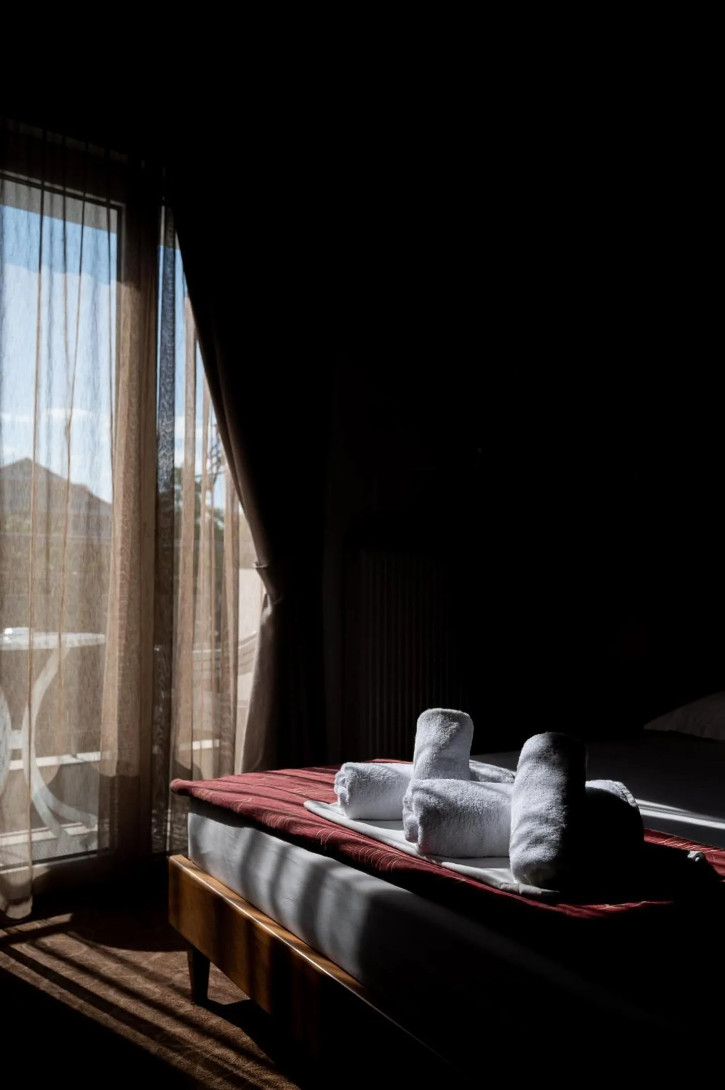 Bed in Hotel Akropol