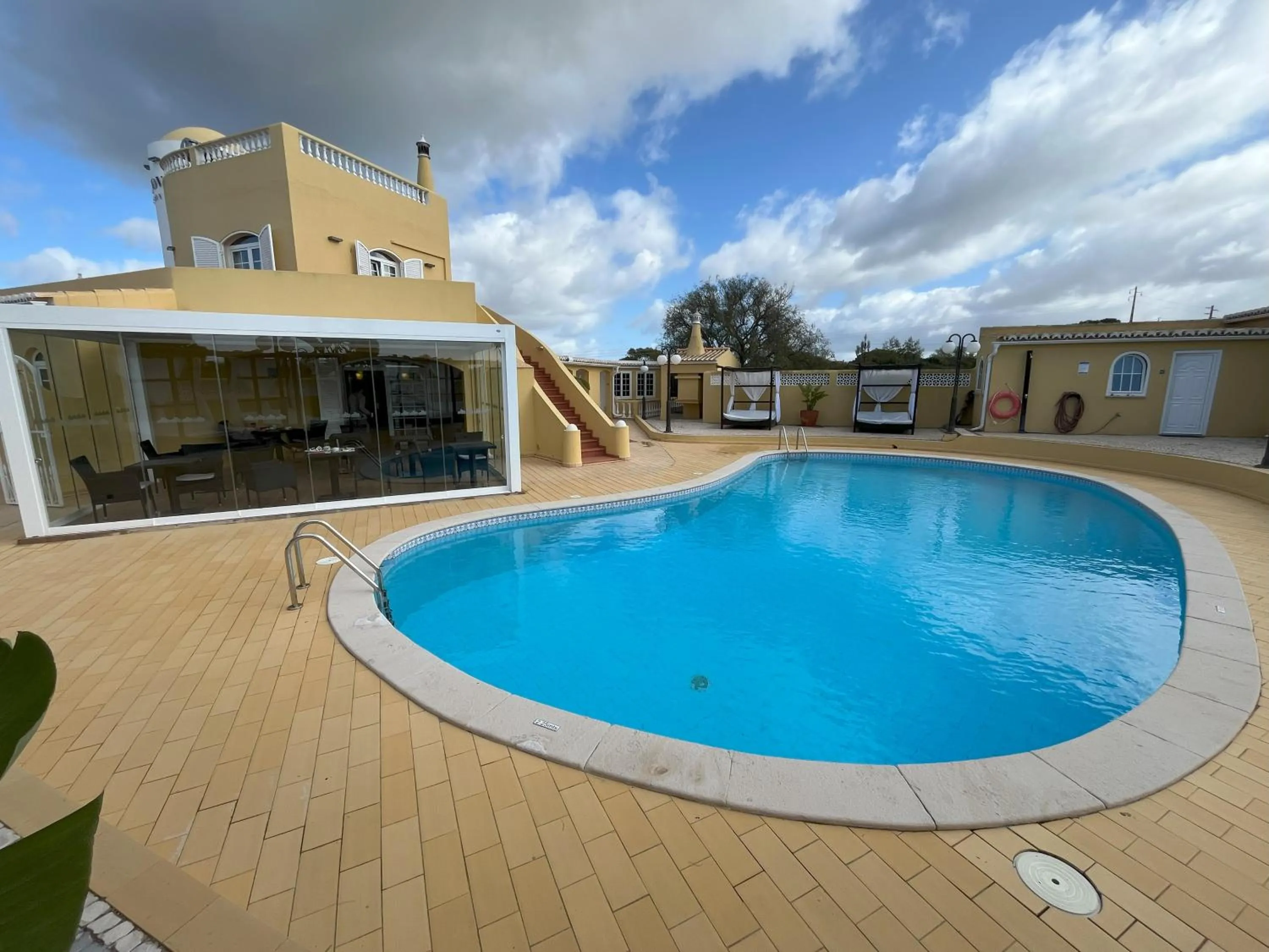 Swimming pool in Quinta Nova Relax & Spa - Vale del Rey