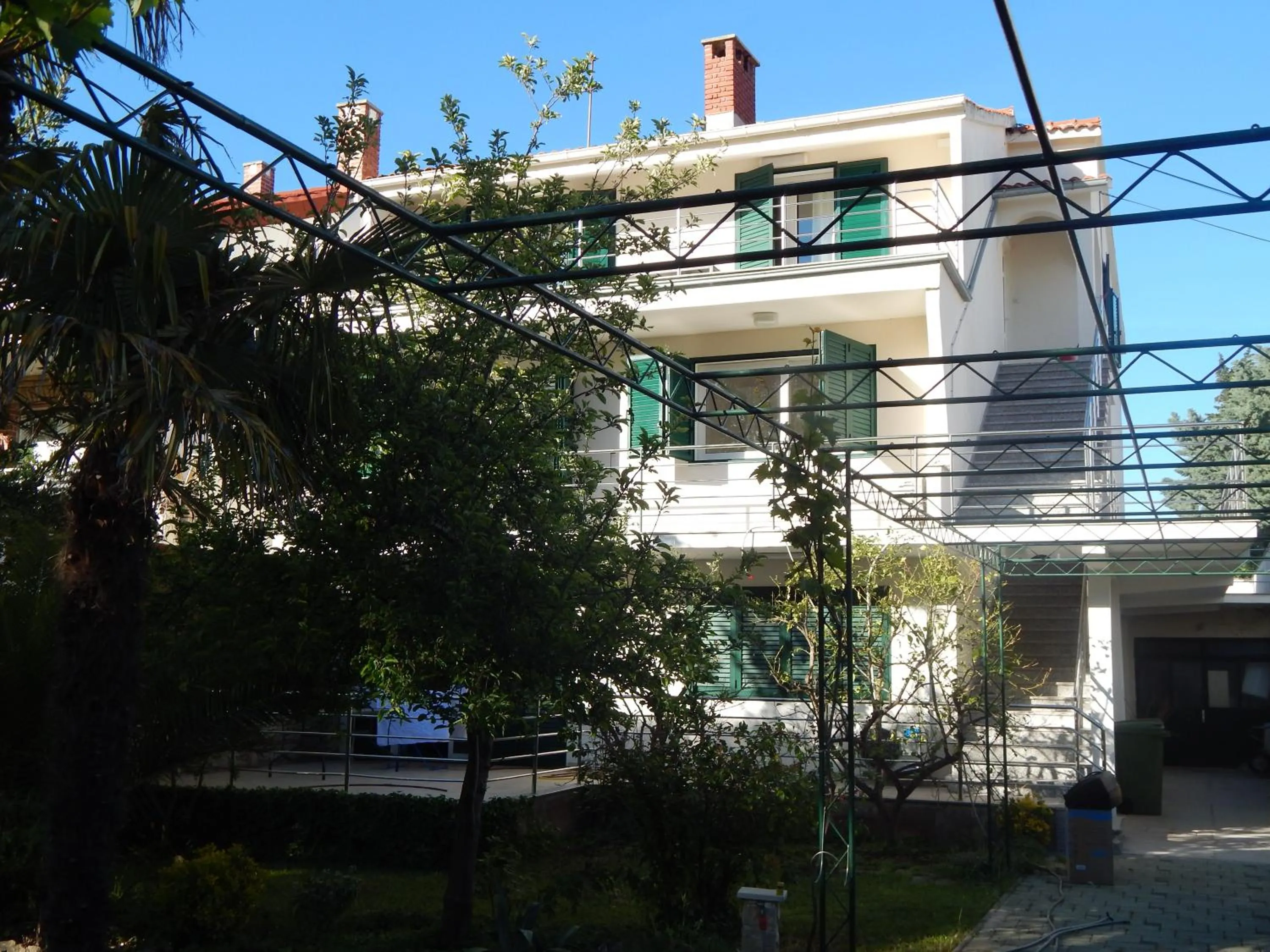 Facade/entrance in Lemon Tree Apartments