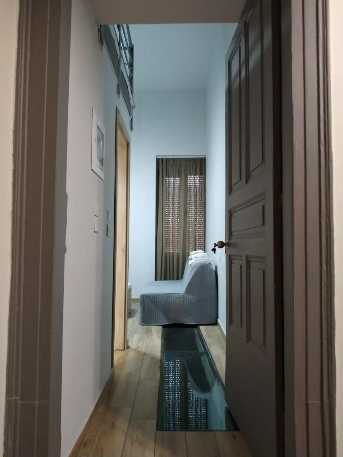 Photo of the whole room, Bed in Kentrikon