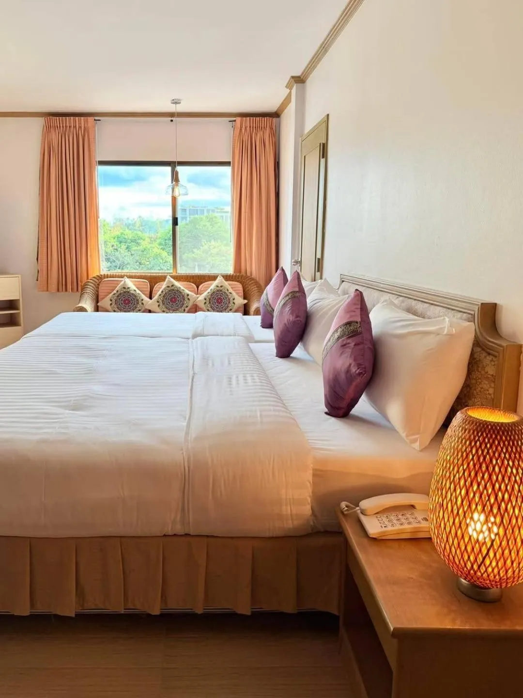 Bed in Takiab Beach Resort