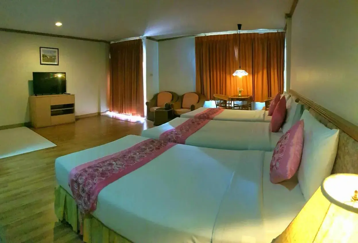 Bed in Takiab Beach Resort Bed in Takiab Beach Resort