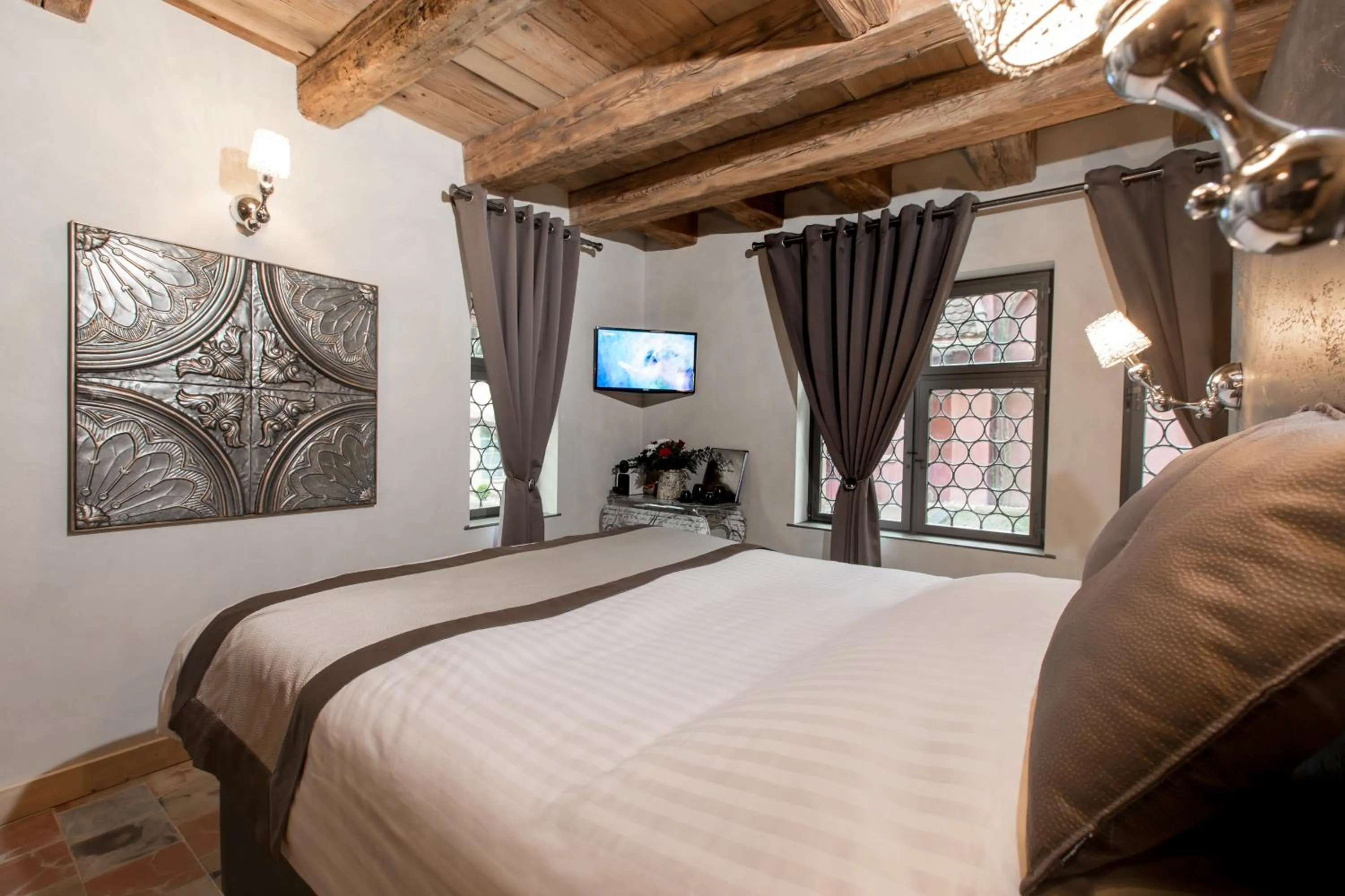 Bedroom, Bed in Le 1615 - Luxe et Spa