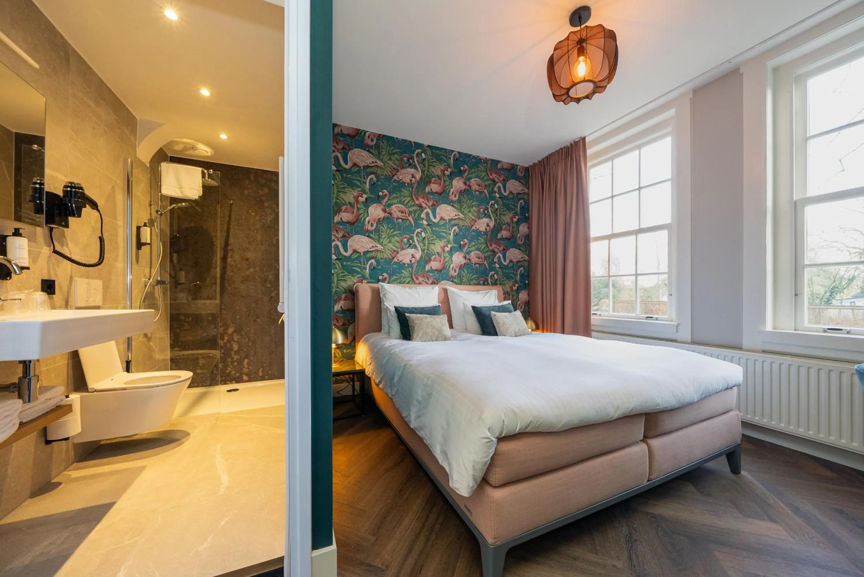 Bed in Landgoed Rhederoord nabij Arnhem