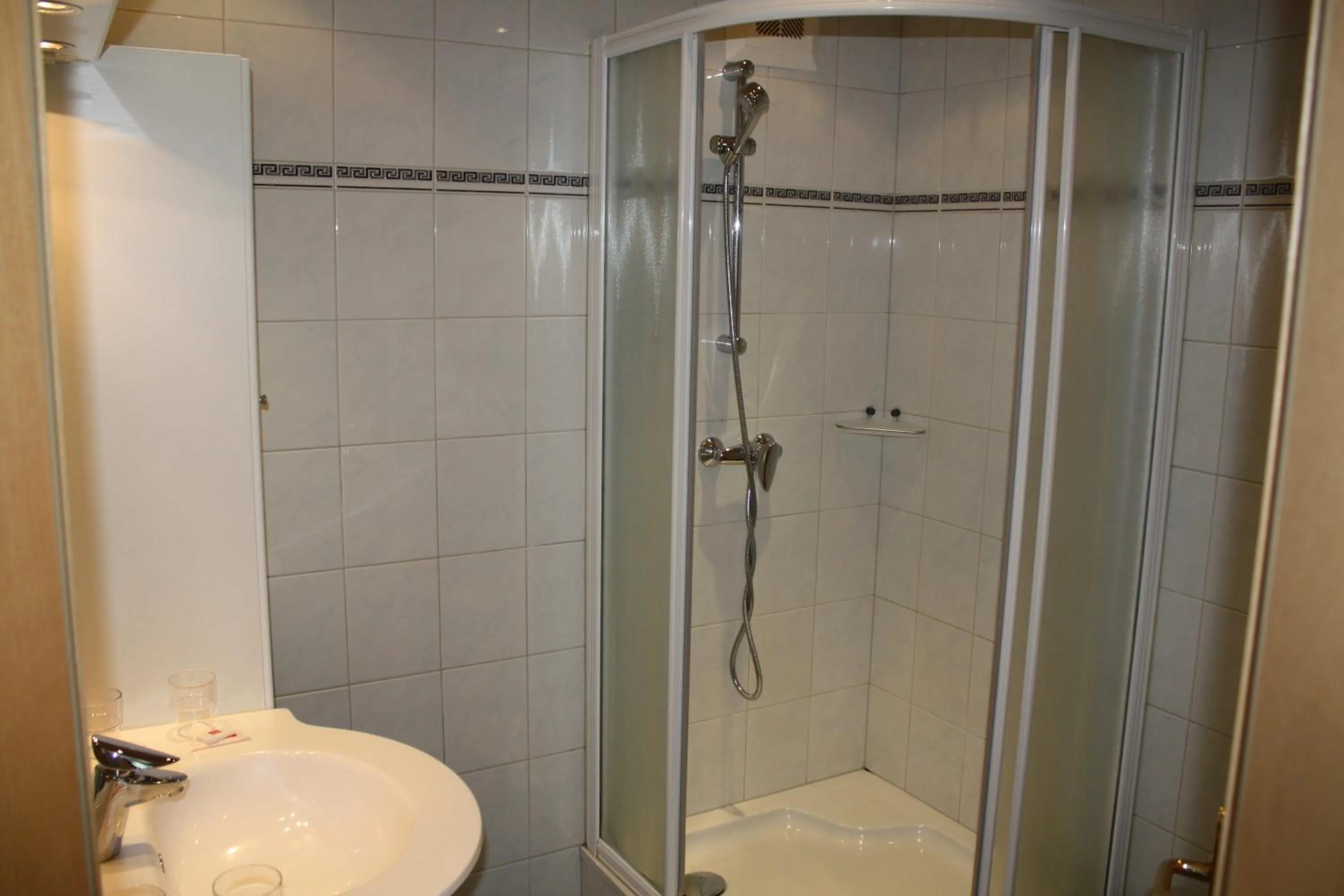 Bathroom in Hotel Hubertus