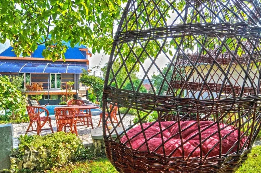 Patio in Garni Hotel Lama