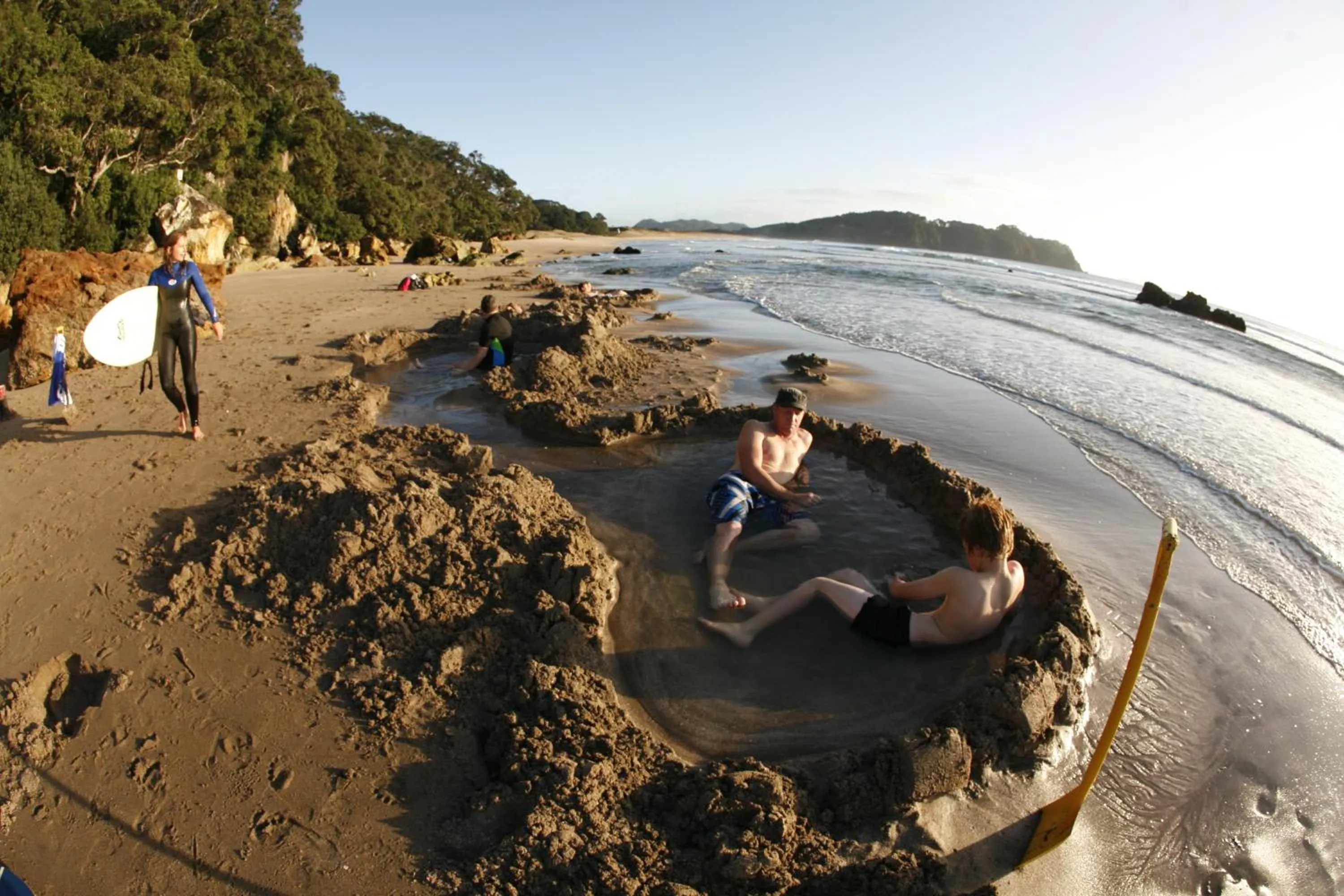 Beach in Hot Water Beach Bure Wera