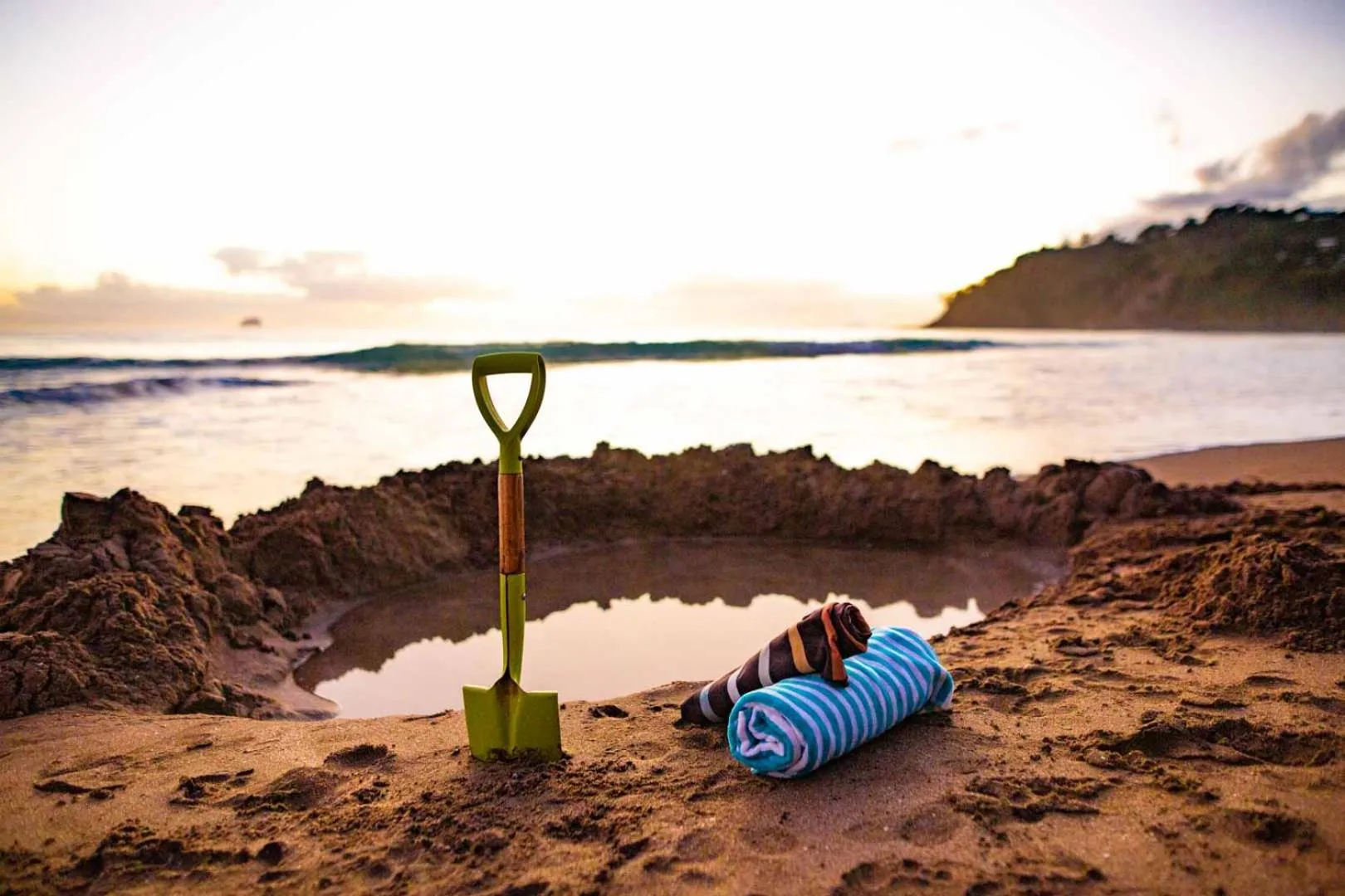 Hot Water Beach Bure Wera