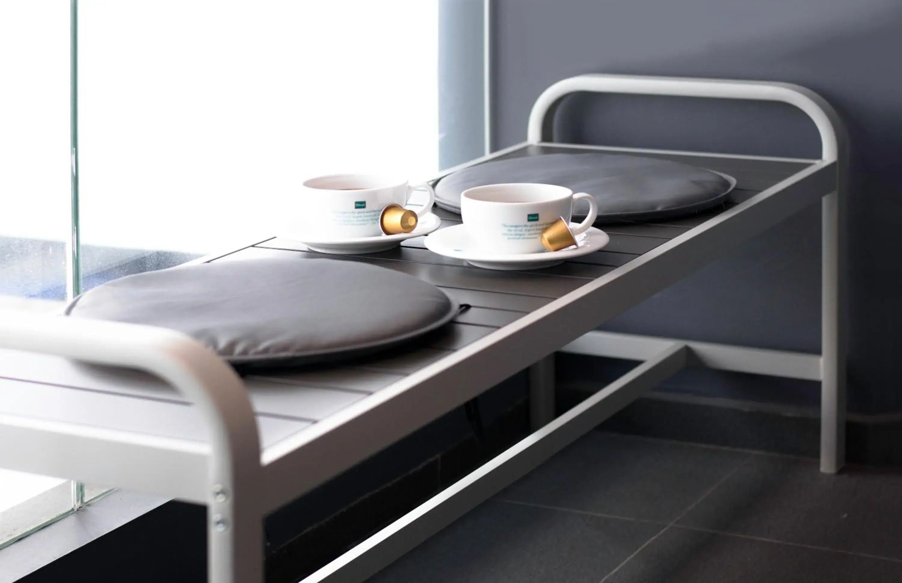 Coffee/tea facilities, Bed in Hotel NuVe Urbane Coffee/tea facilities, Bed in Hotel NuVe Urbane