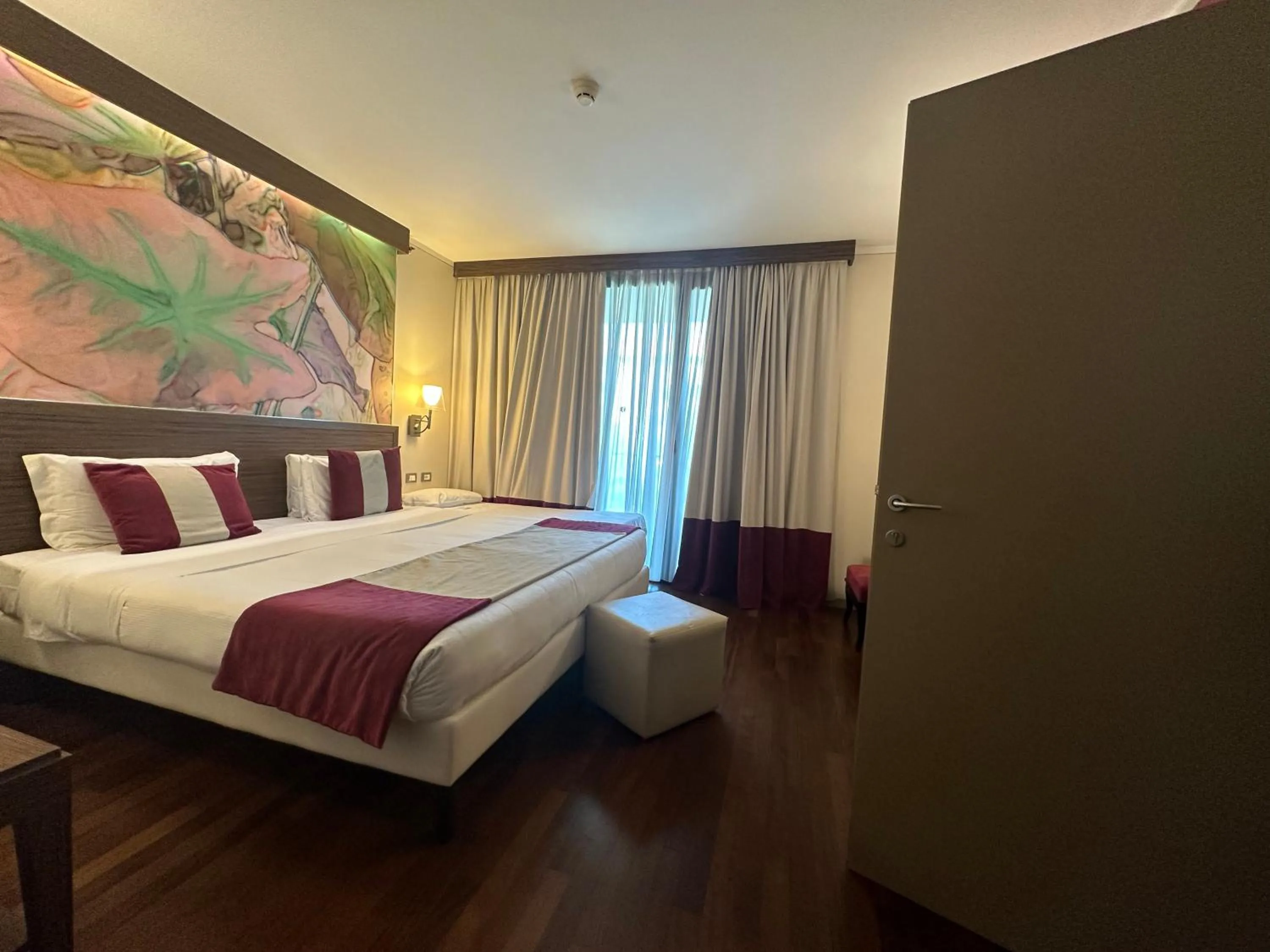 Photo of the whole room, Bed in Ramada Plaza by Wyndham Milano