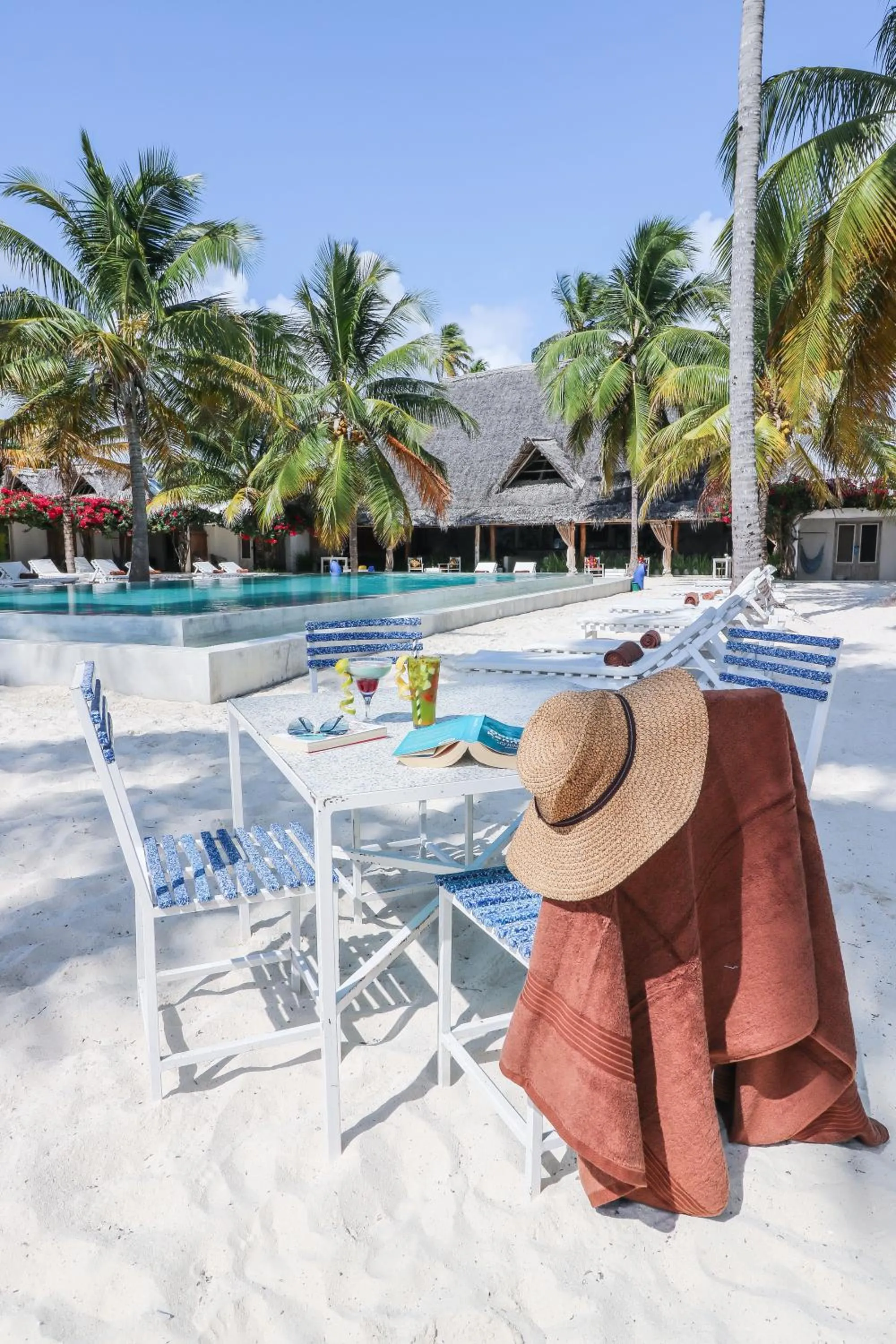Swimming pool in The Loop Beach Resort