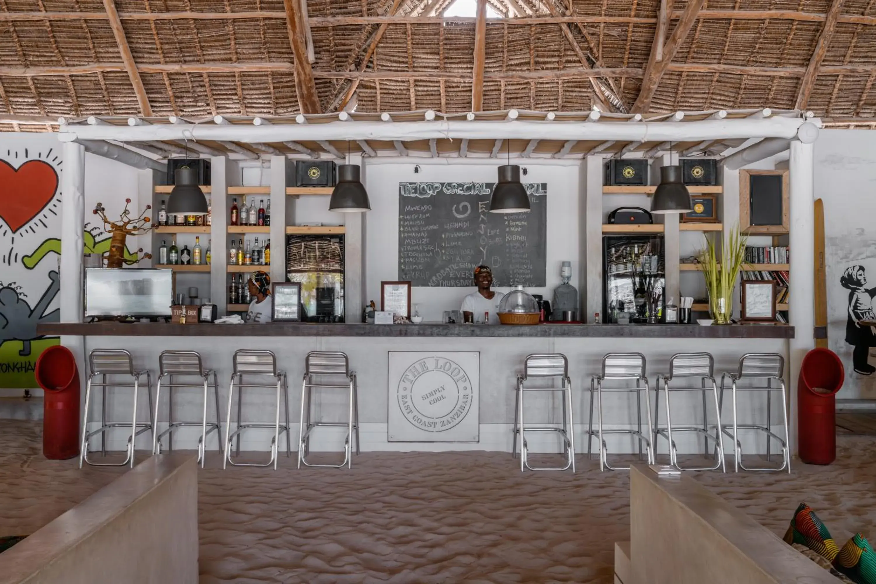 Restaurant/places to eat in The Loop Beach Resort Restaurant/places to eat in The Loop Beach Resort