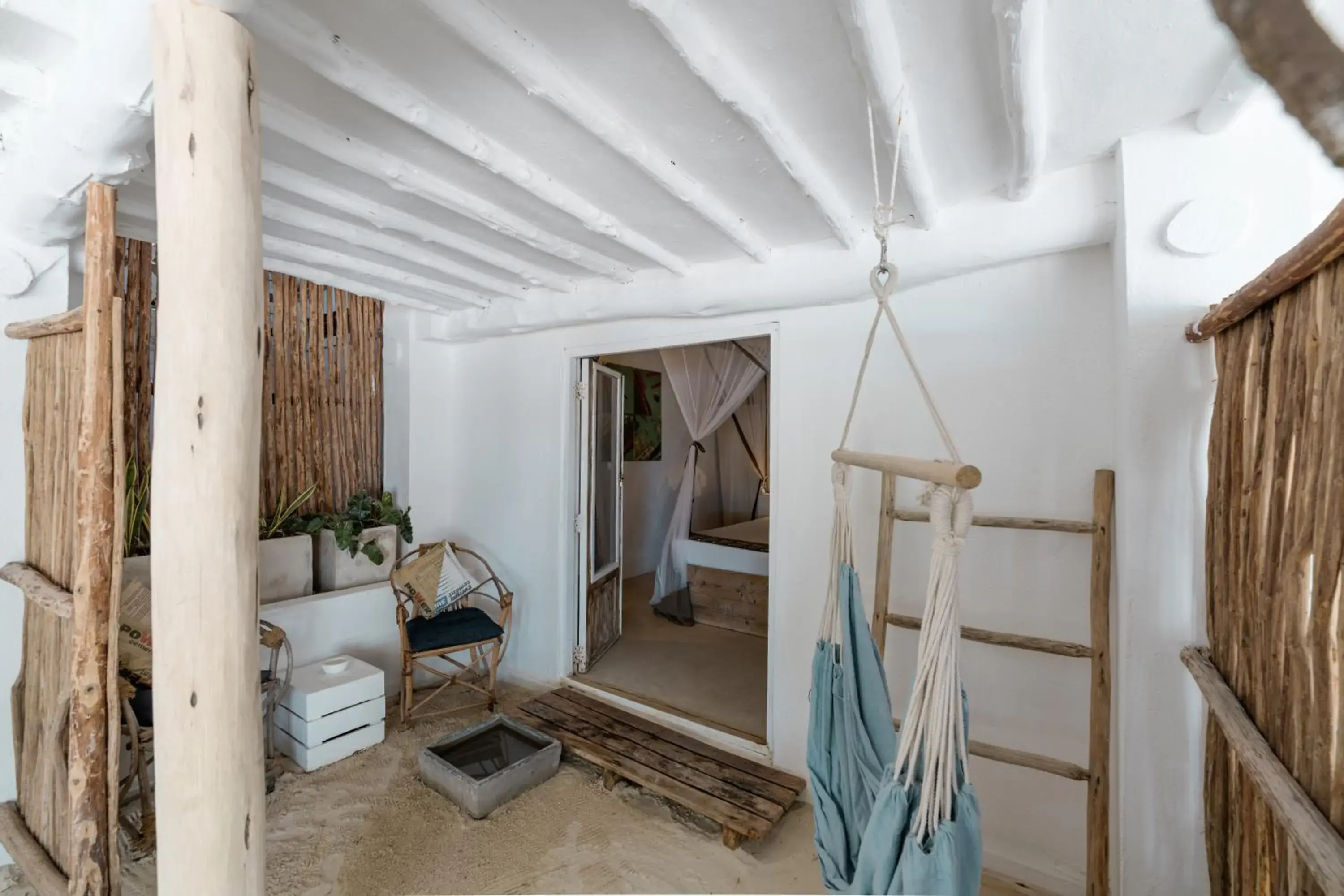 Facade/entrance in The Loop Beach Resort Facade/entrance in The Loop Beach Resort