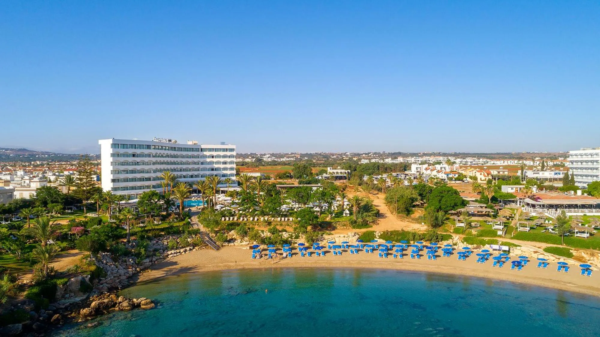 Natural landscape in Crystal Springs Beach Hotel