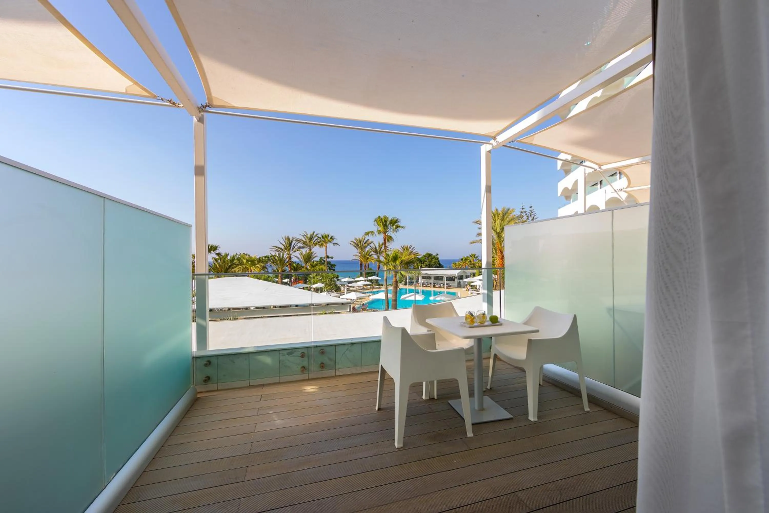 Balcony/Terrace in Crystal Springs Beach Hotel