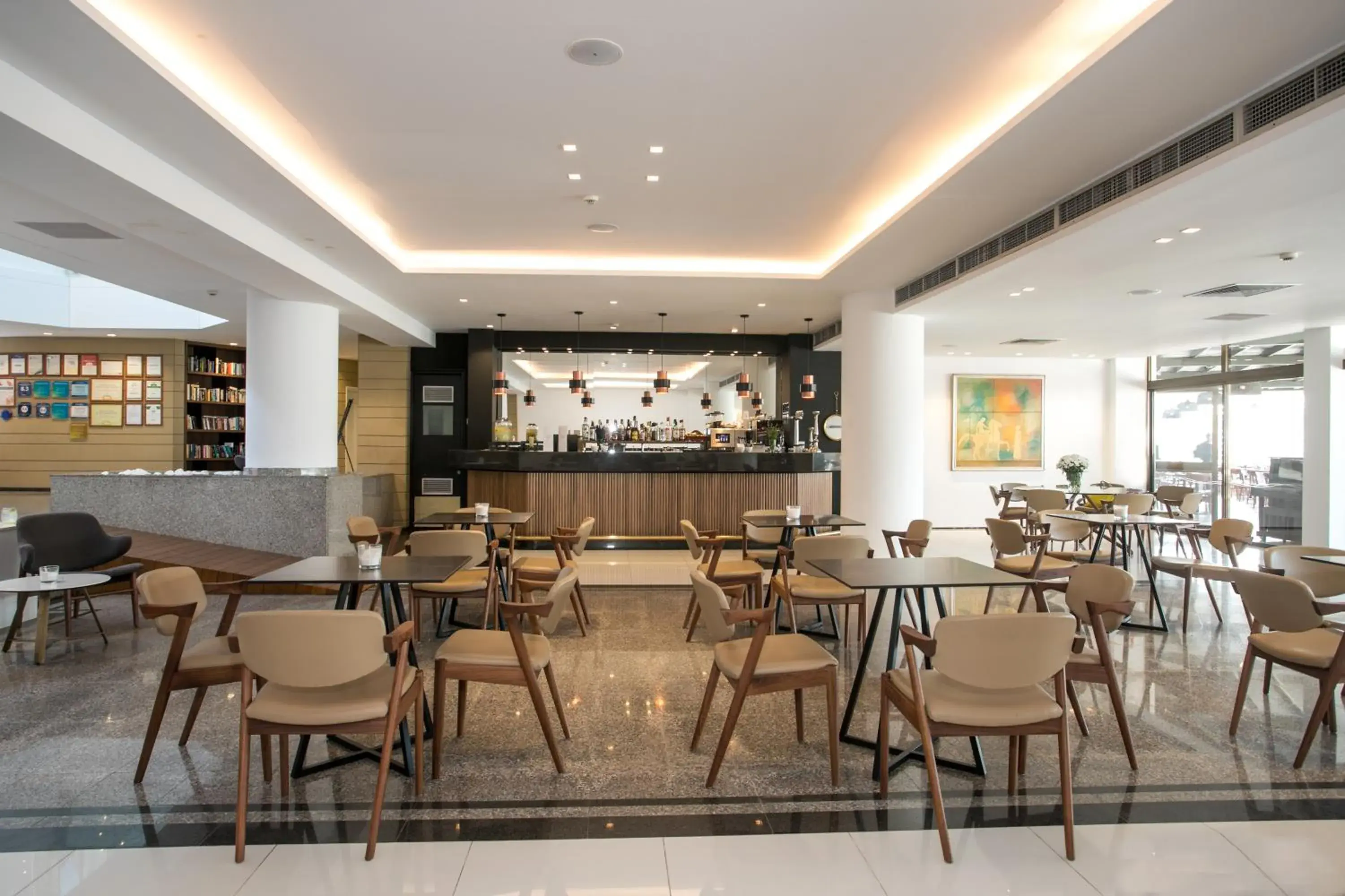 Lounge or bar in Crystal Springs Beach Hotel Lounge or bar in Crystal Springs Beach Hotel