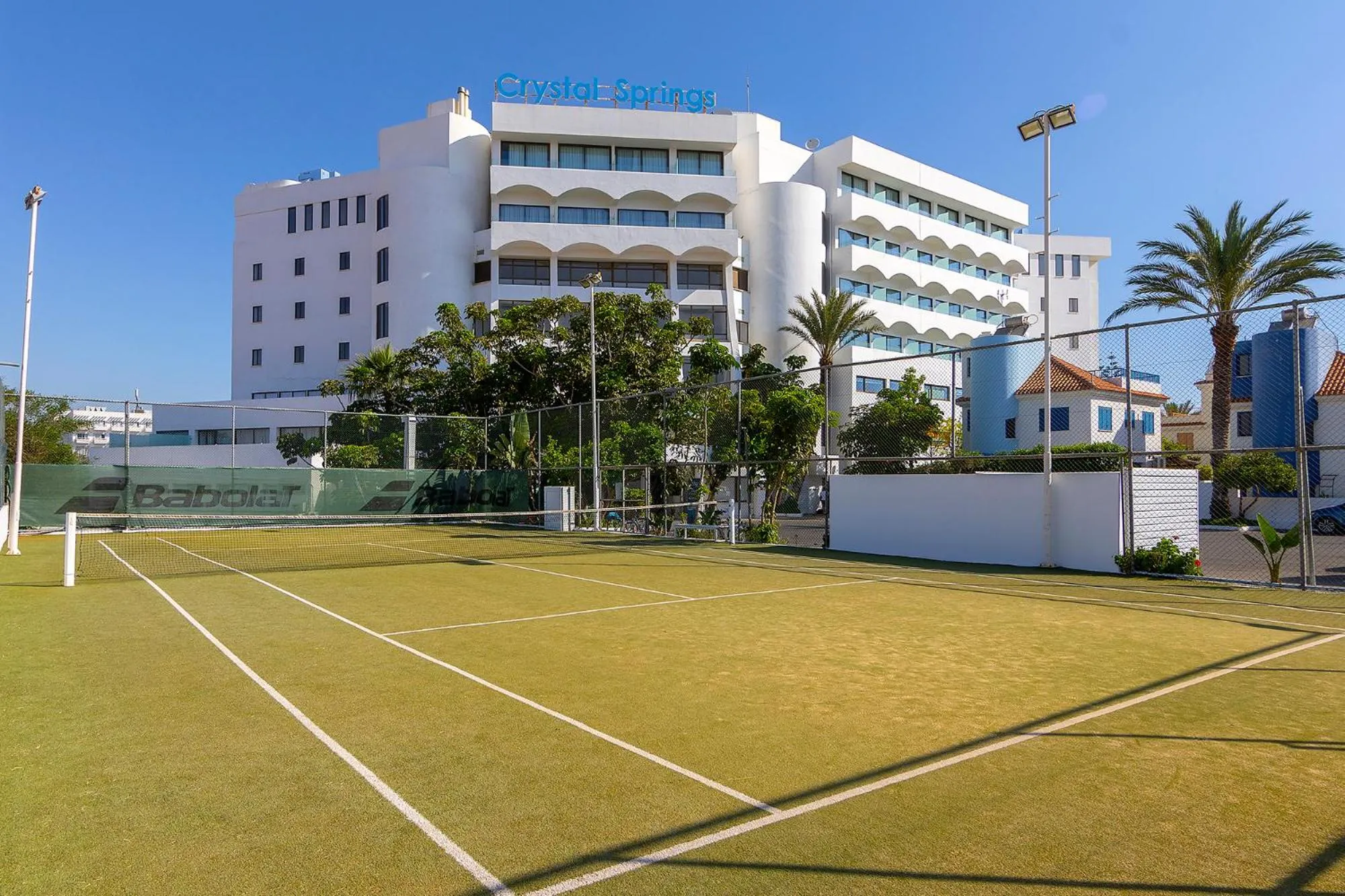 Tennis court in Crystal Springs Beach Hotel