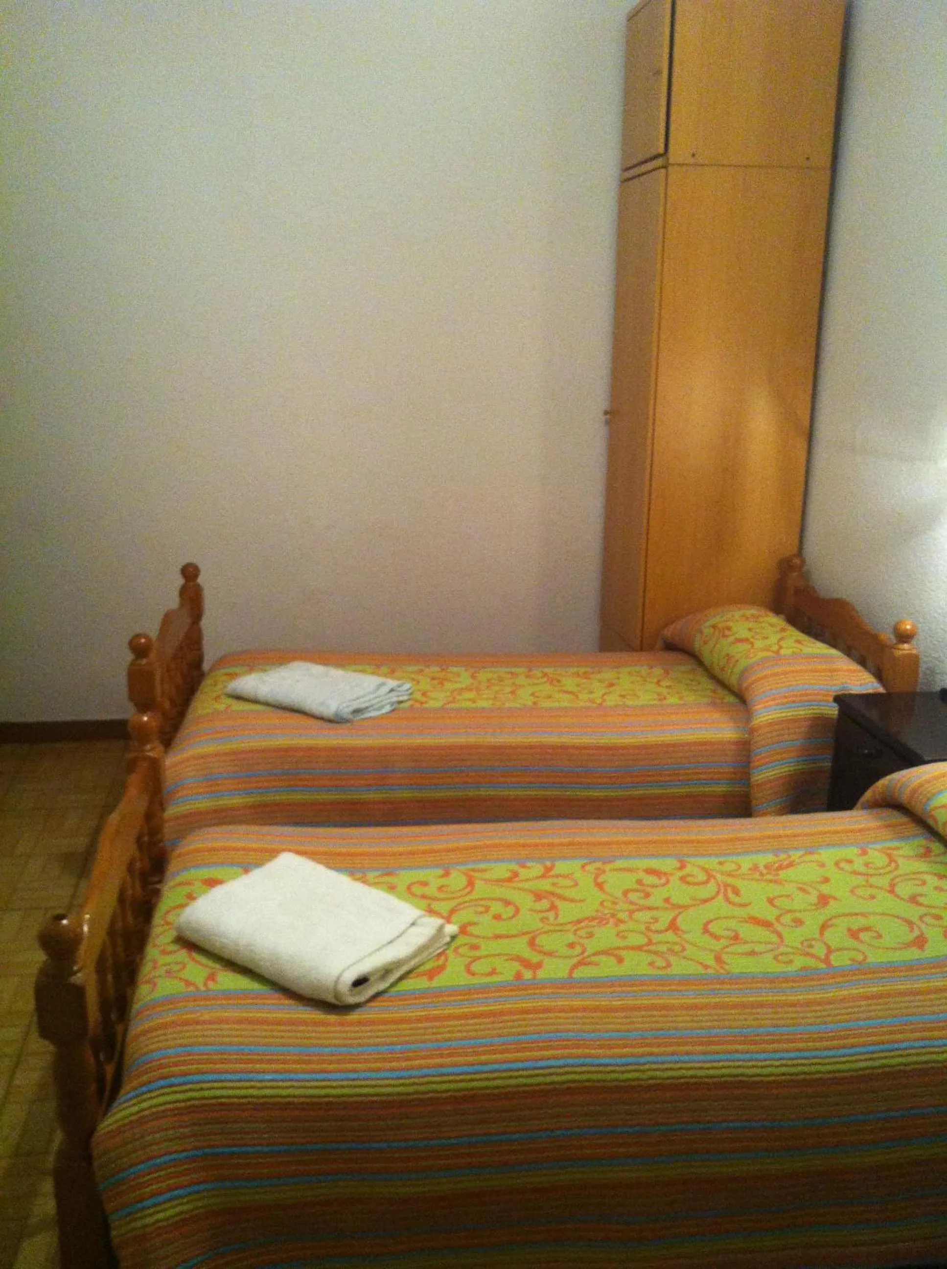 Photo of the whole room in Hostal Murcia