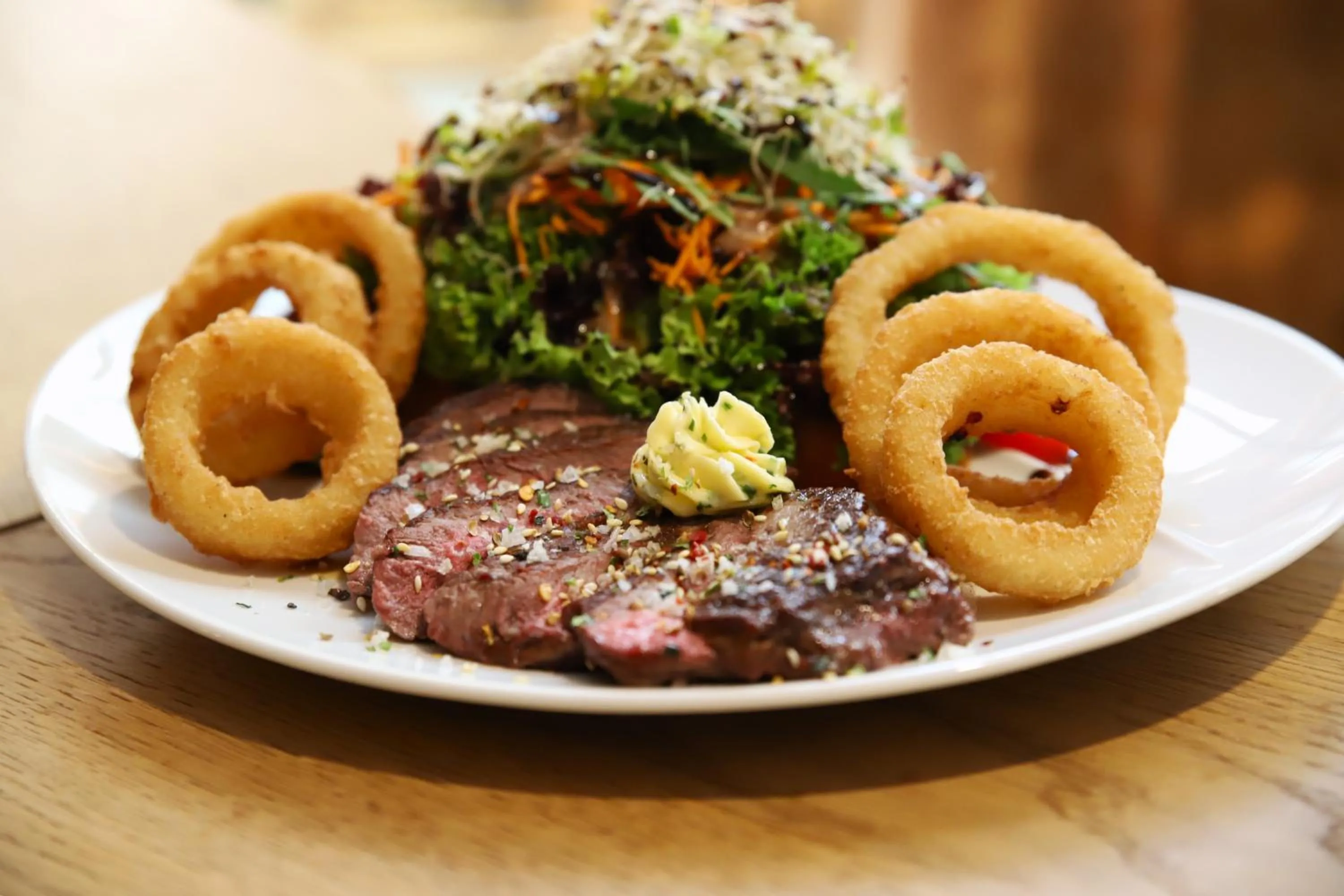 Restaurant/places to eat in Hotel zur Isar