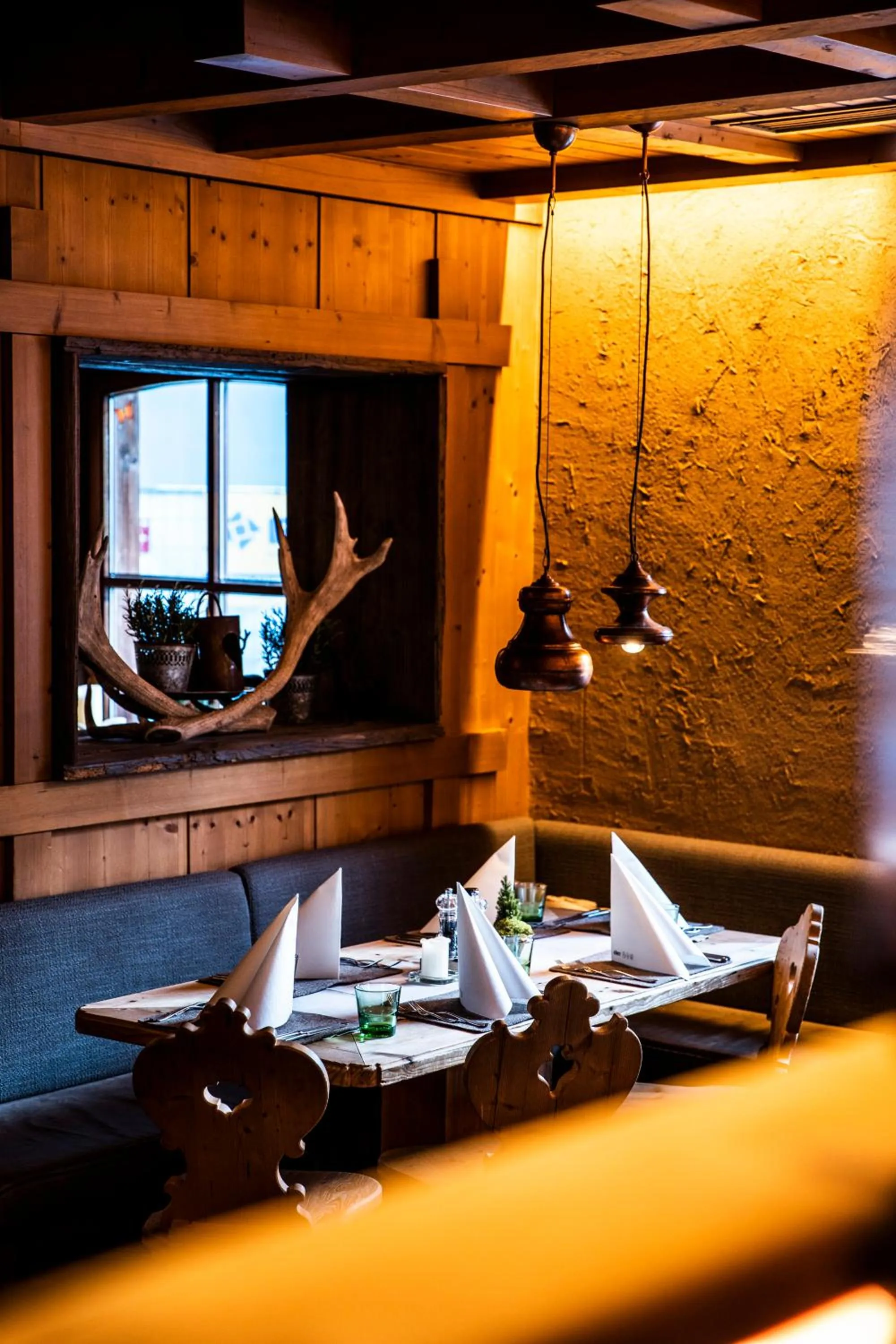 Restaurant/places to eat in Lifestyle Hotel eder