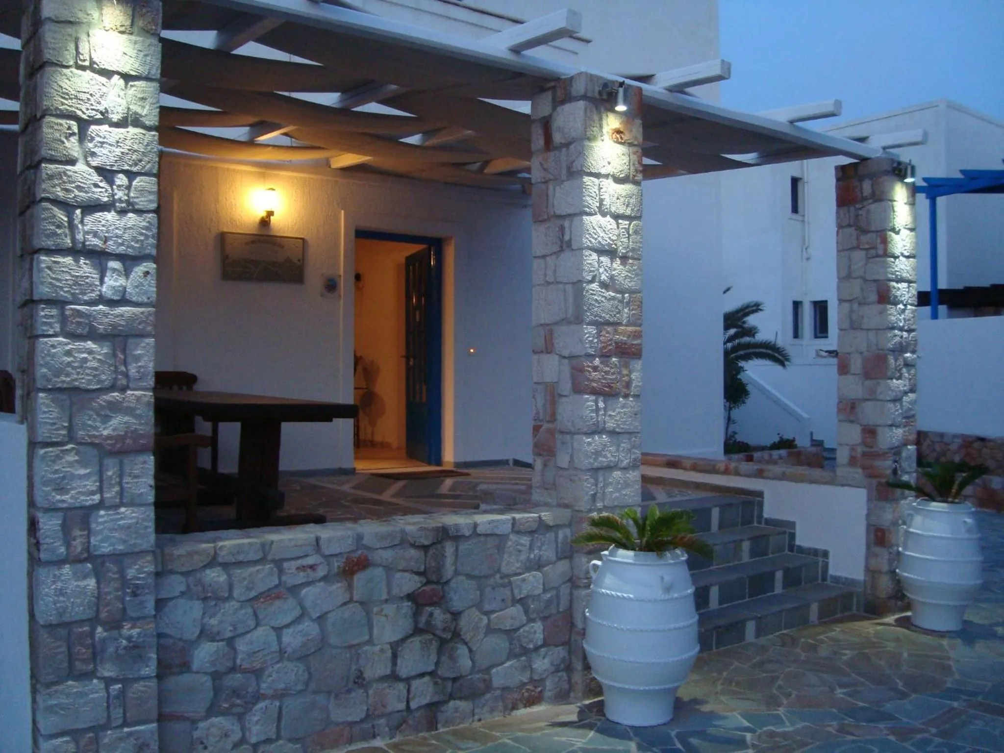 Facade/entrance in Glaronisia Hotel