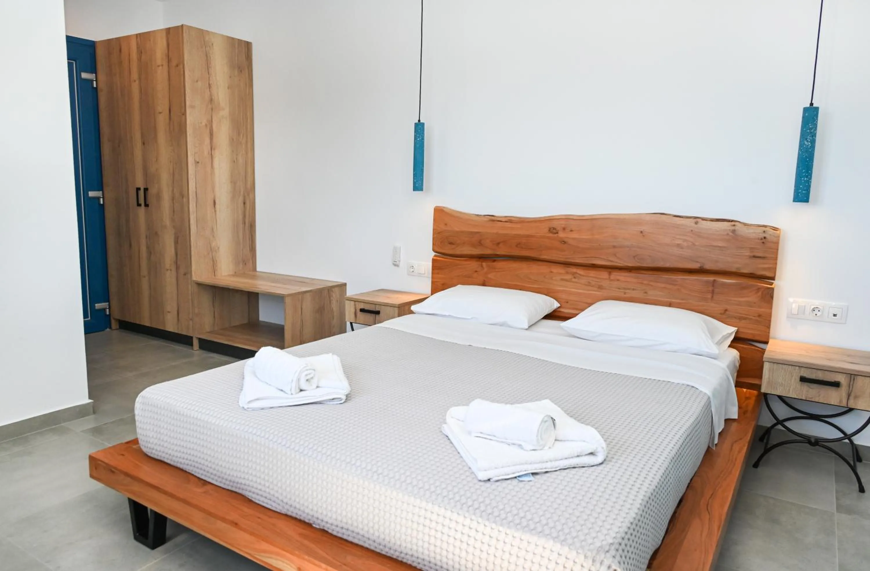 Bed in Glaronisia Hotel