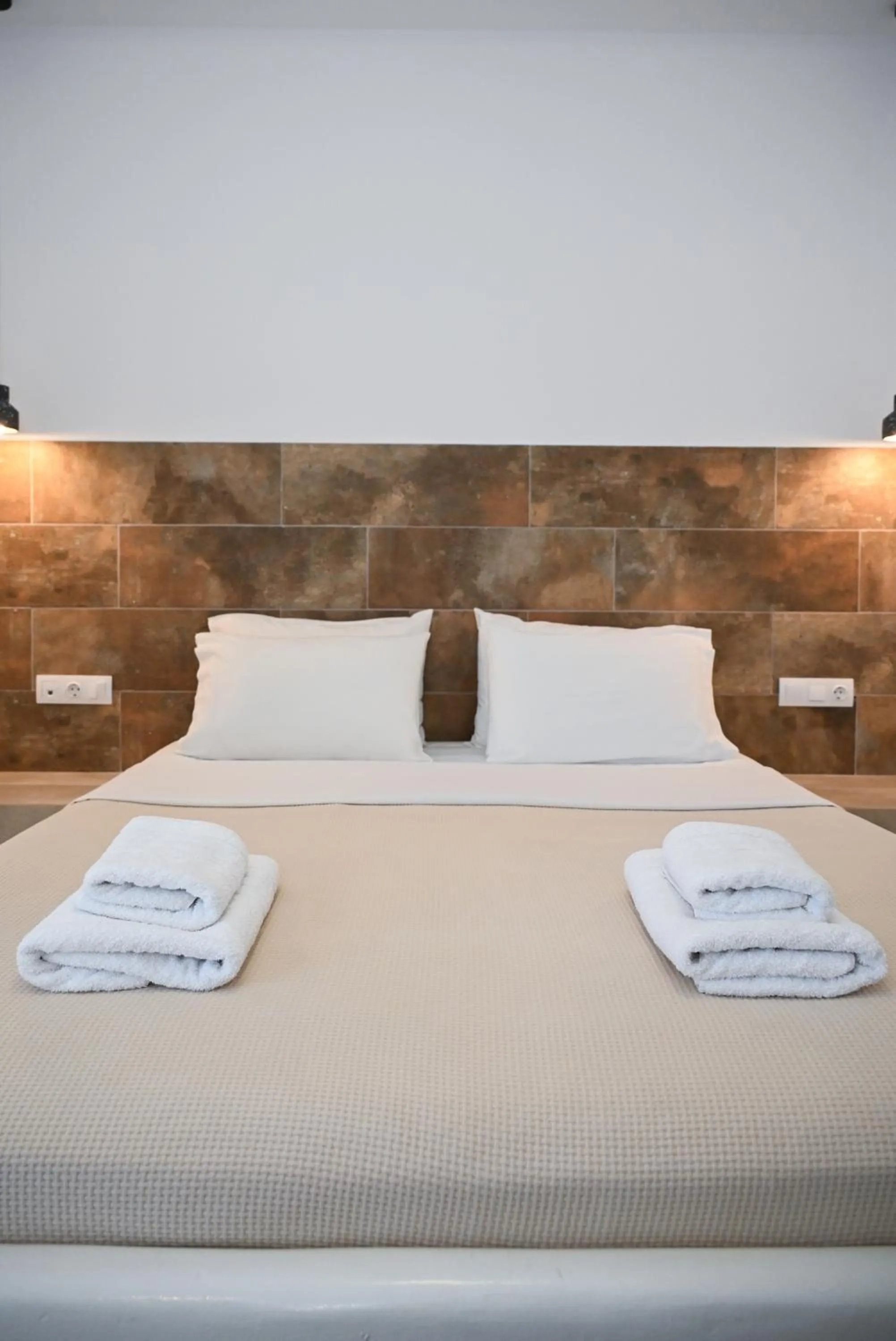 Bed in Glaronisia Hotel