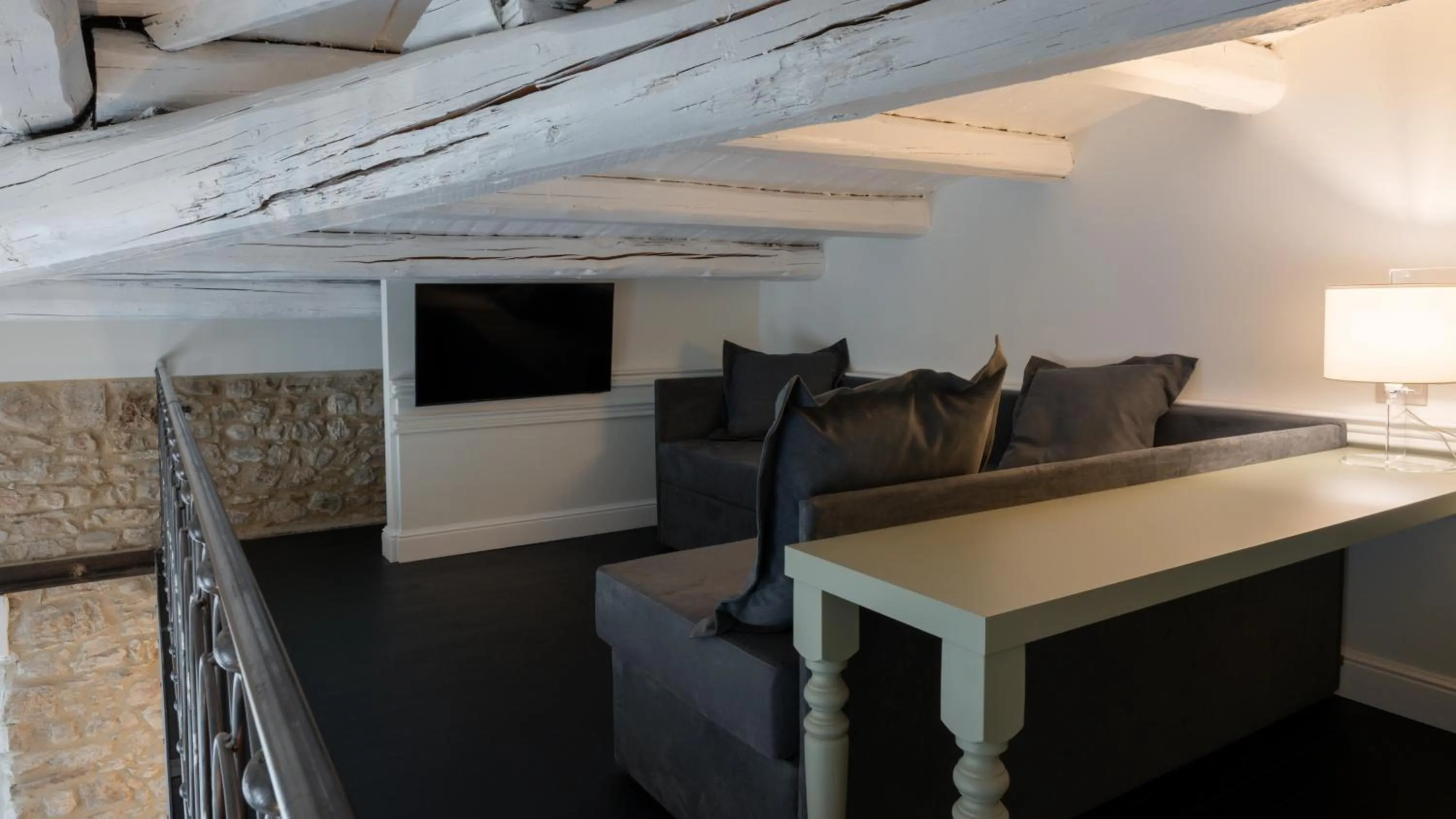 Living room in Palazzo Franceschini