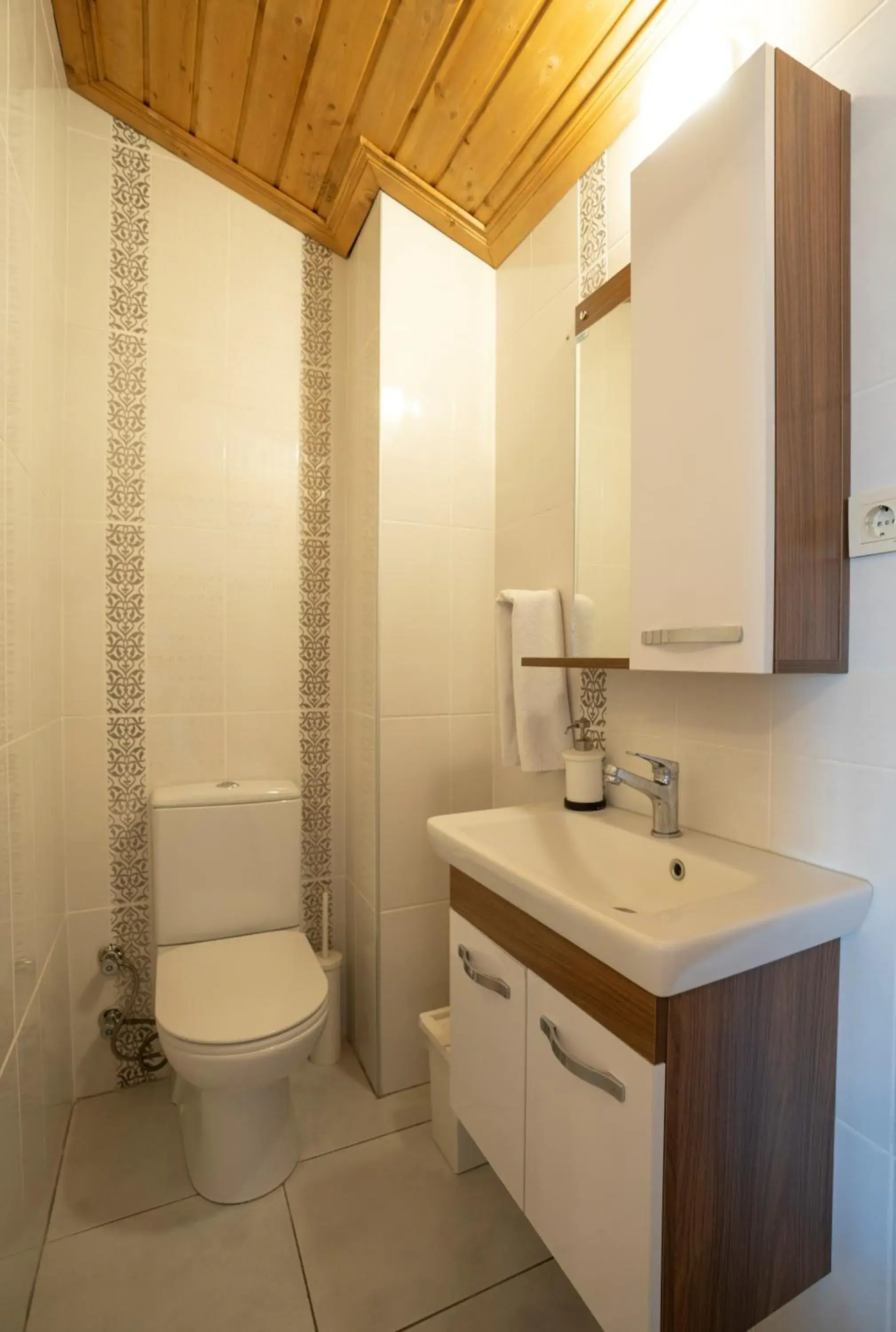 Toilet in XOX Apart Hotel Toilet in XOX Apart Hotel