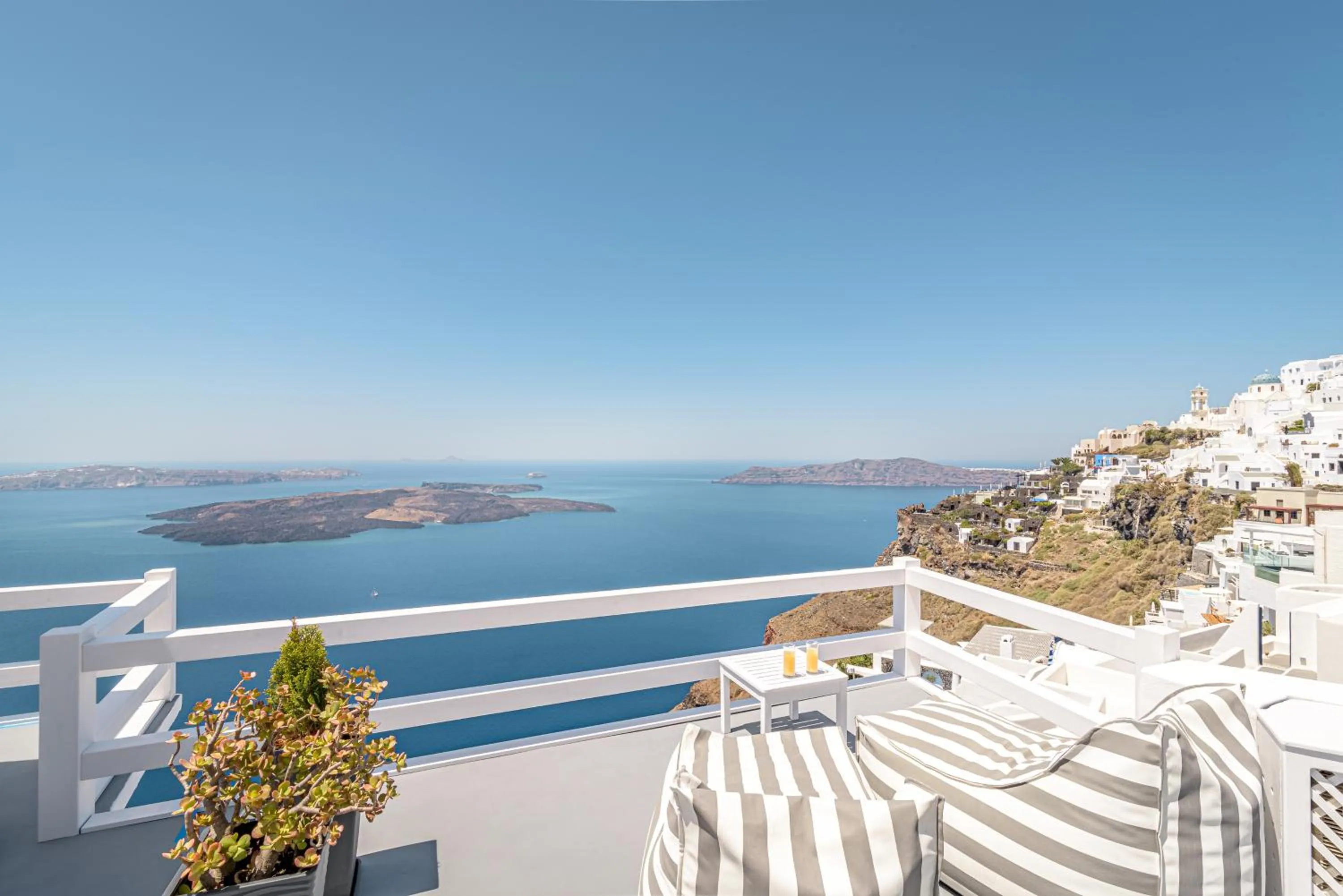 Balcony/Terrace in Avianto Suites