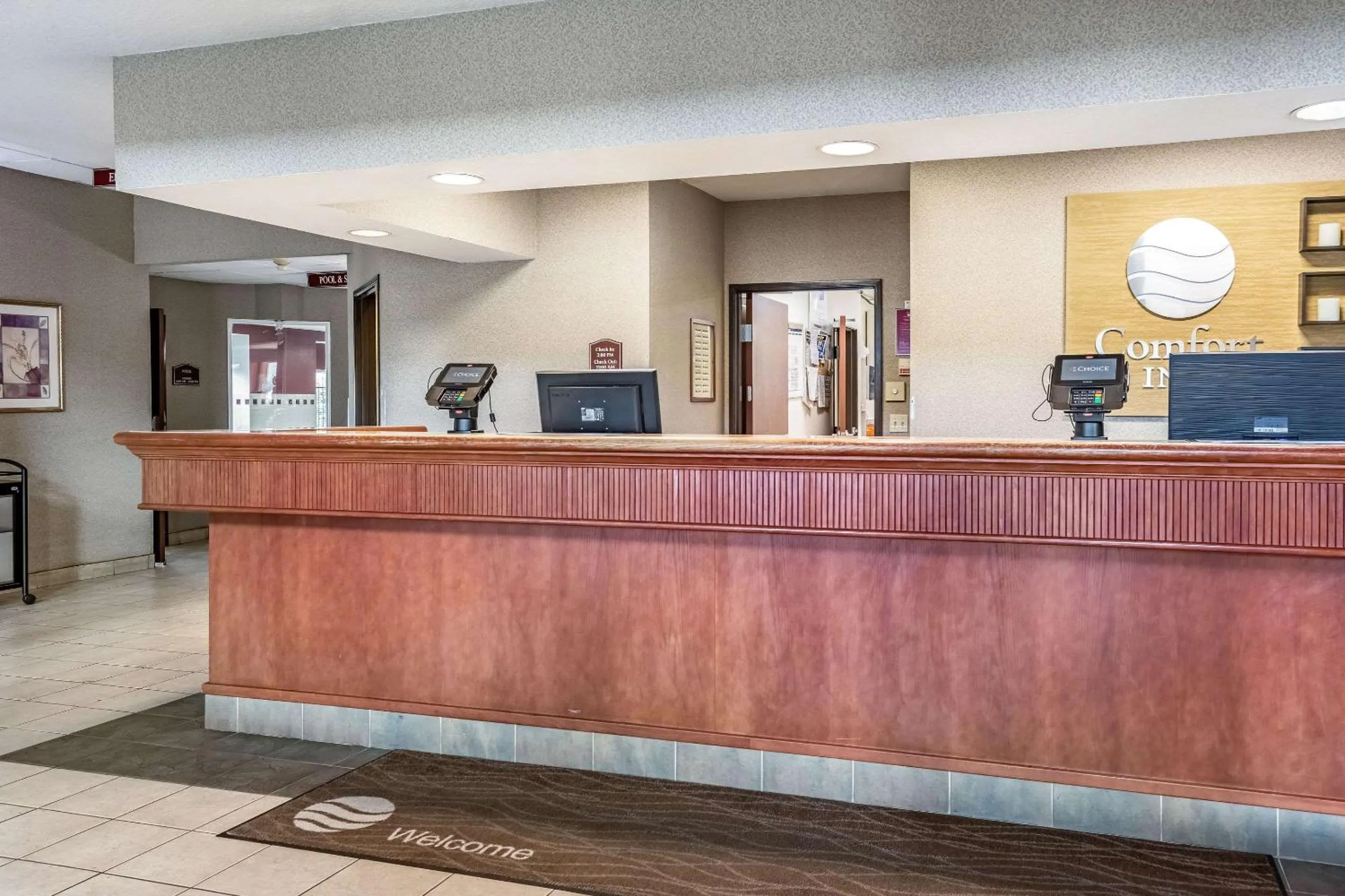 Lobby or reception, Lobby/Reception in Comfort Inn Portland near I-84 and I-205