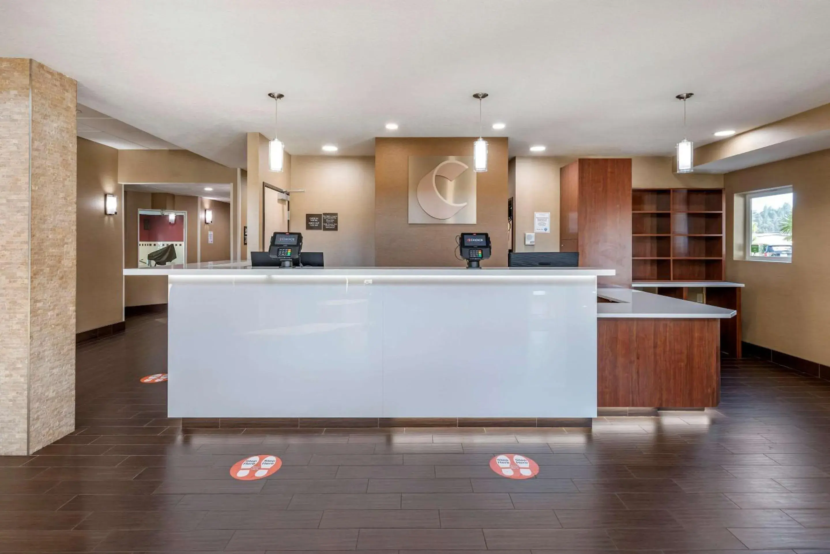 Lobby or reception, Lobby/Reception in Comfort Inn Portland near I-84 and I-205