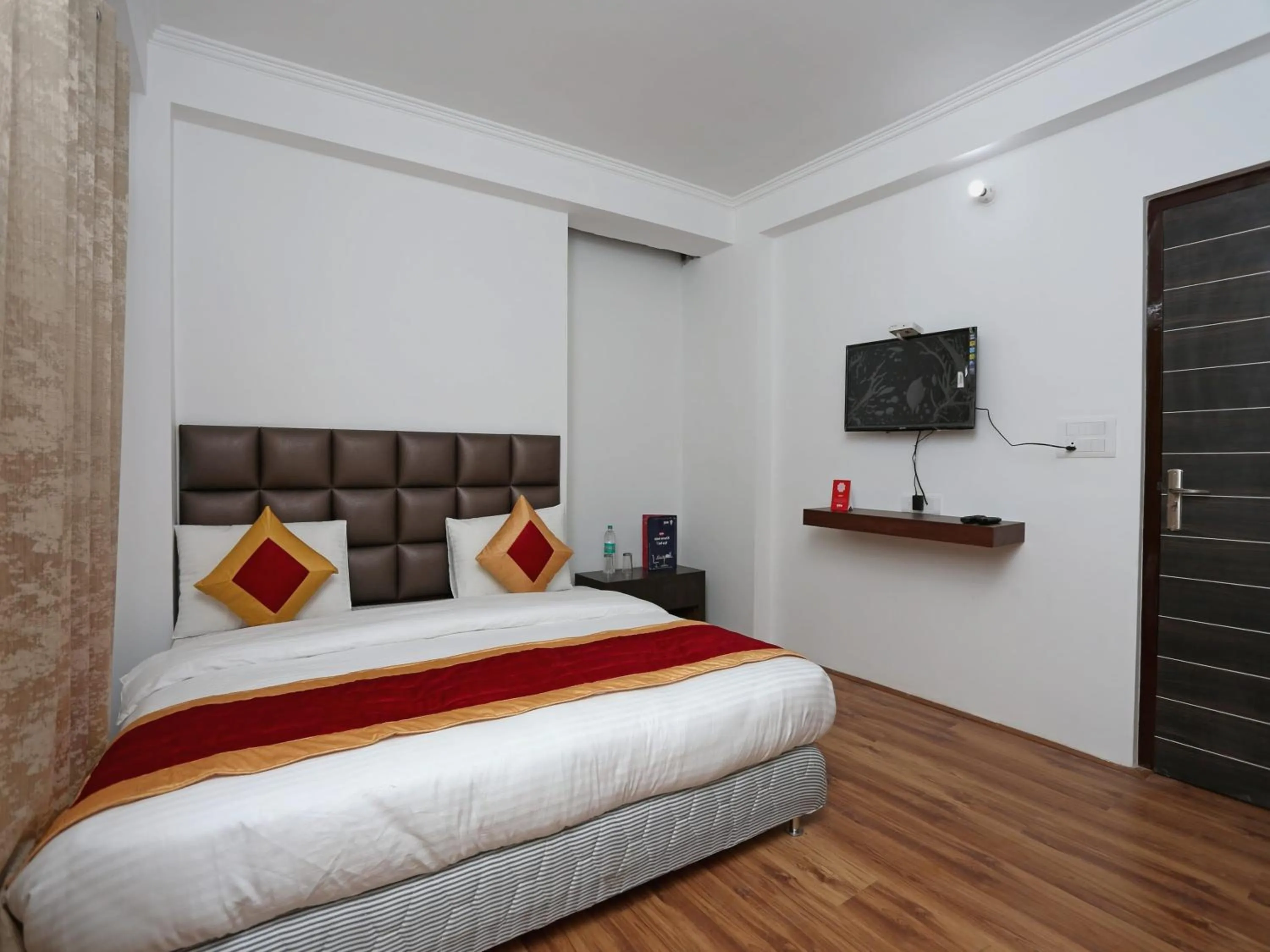 Bedroom, Bed in Hotel O Summer King
