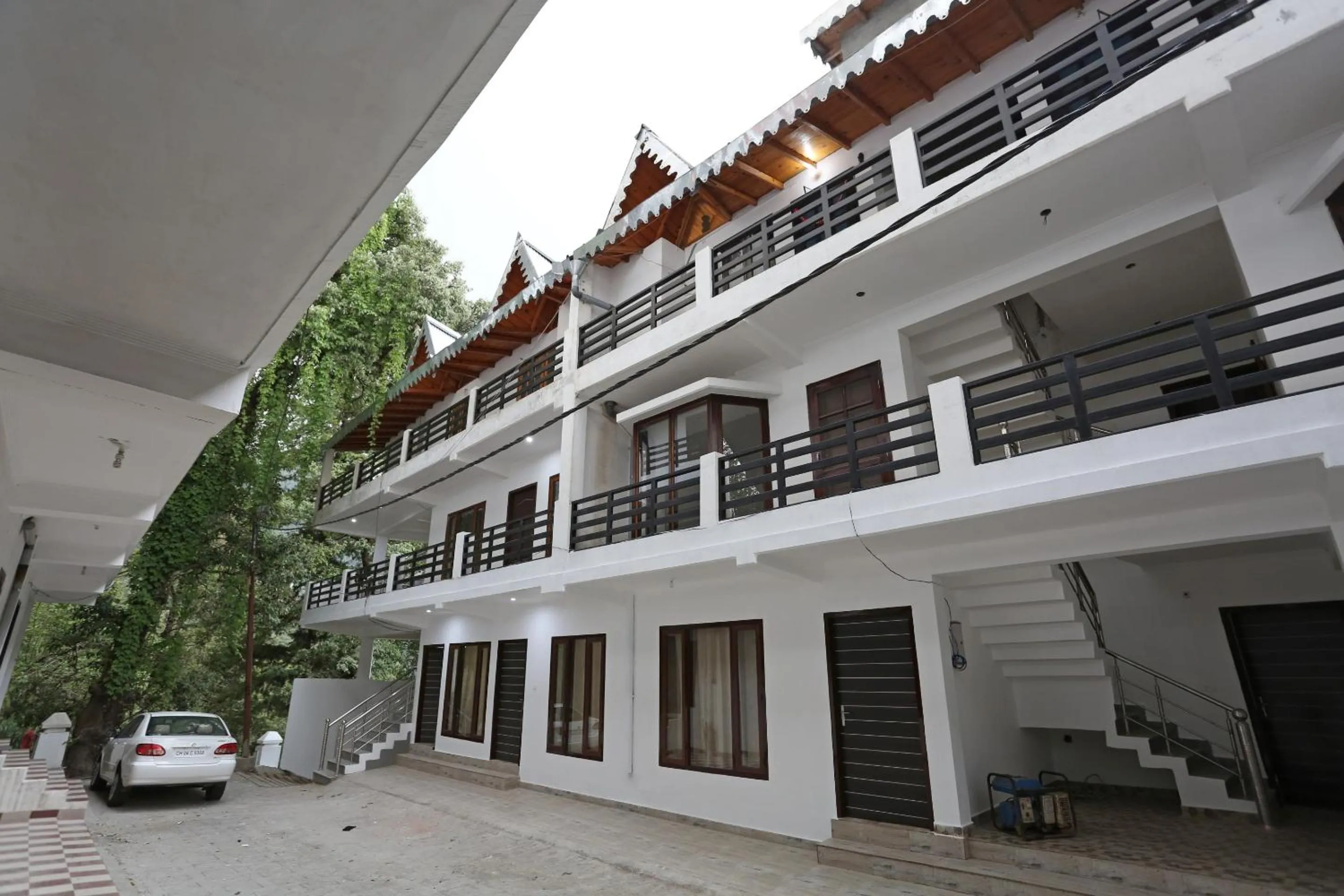 Facade/entrance in Hotel O Summer King
