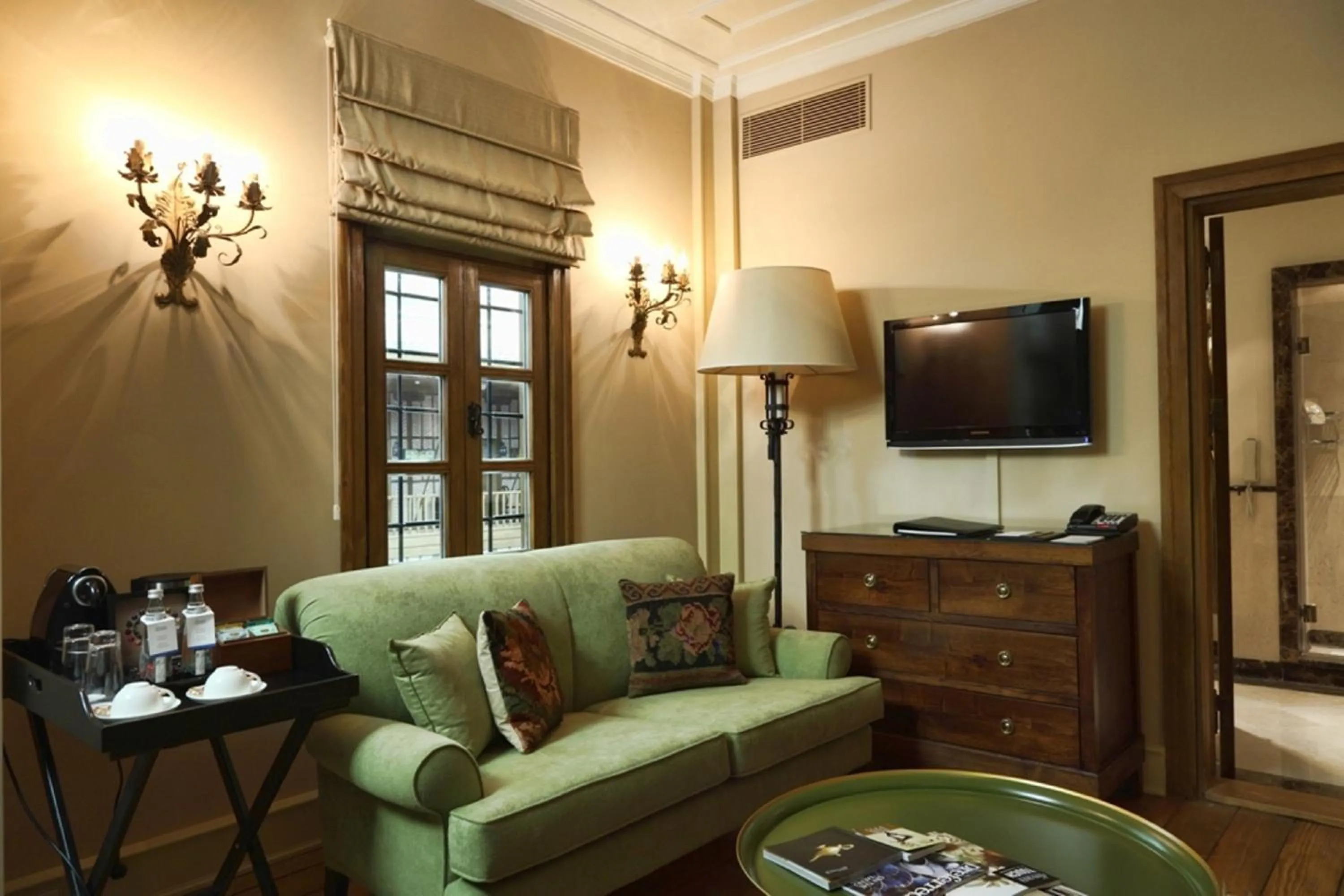 Living room in Divan Cukurhan