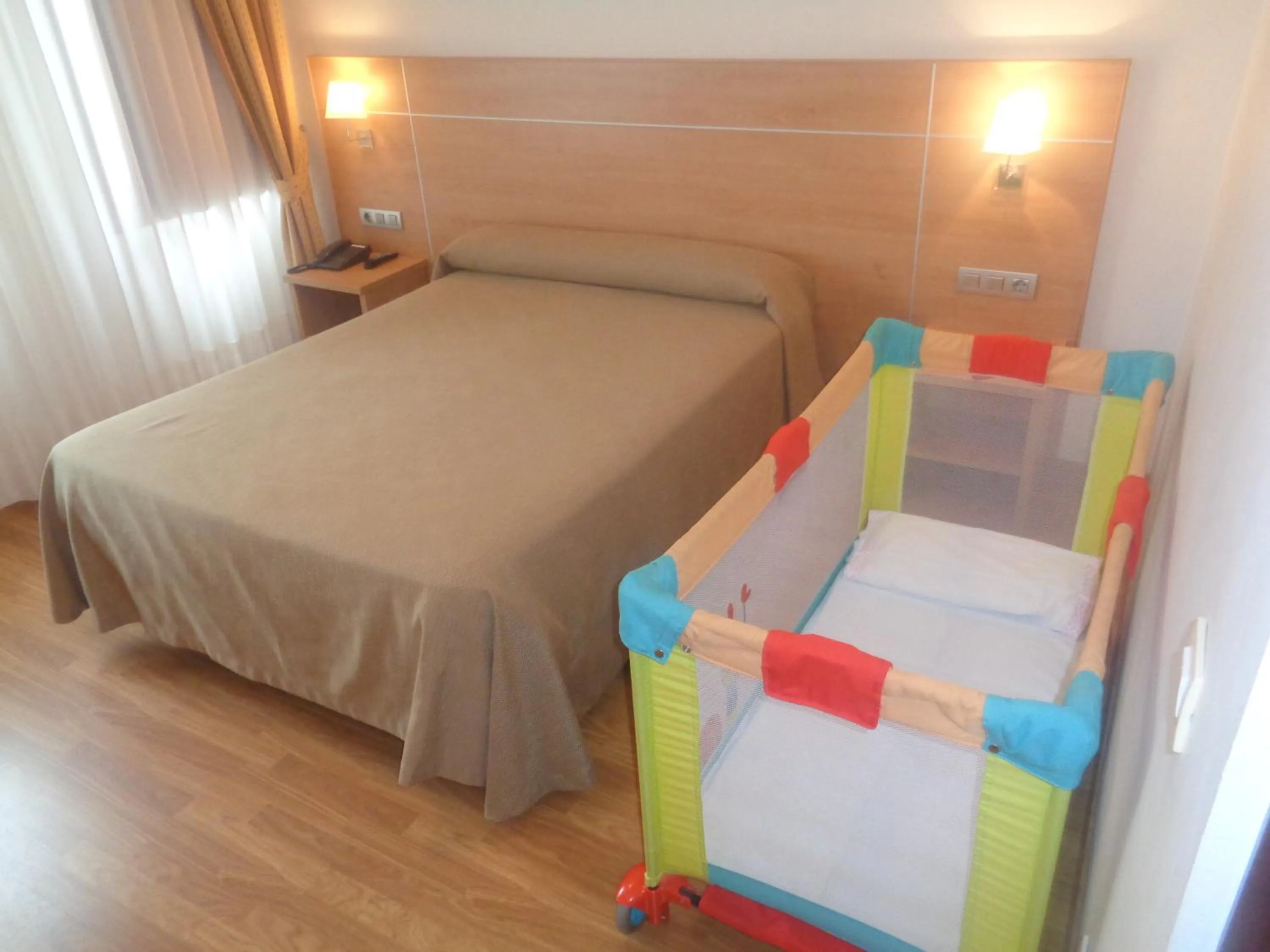 Decorative detail, Bed in Hotel Las Anclas