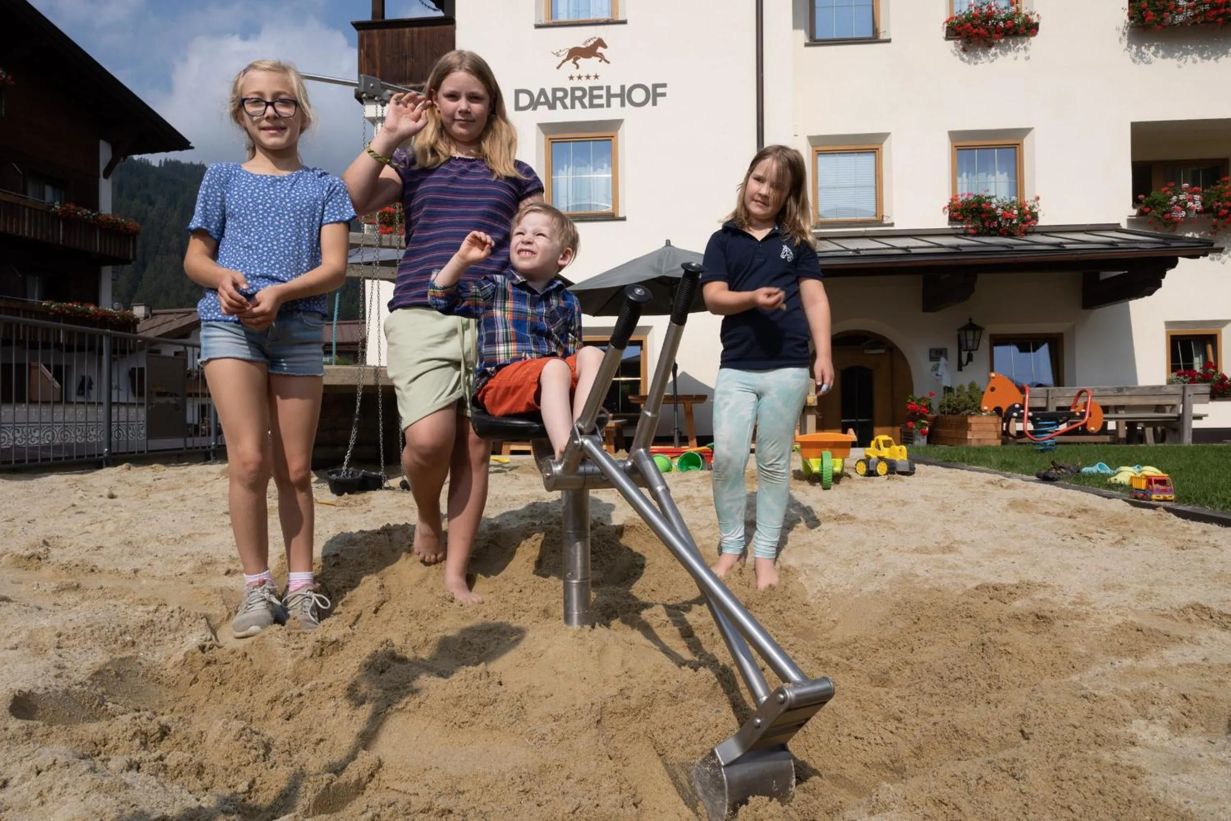 Children play ground in Familien und Naturhotel Darrehof