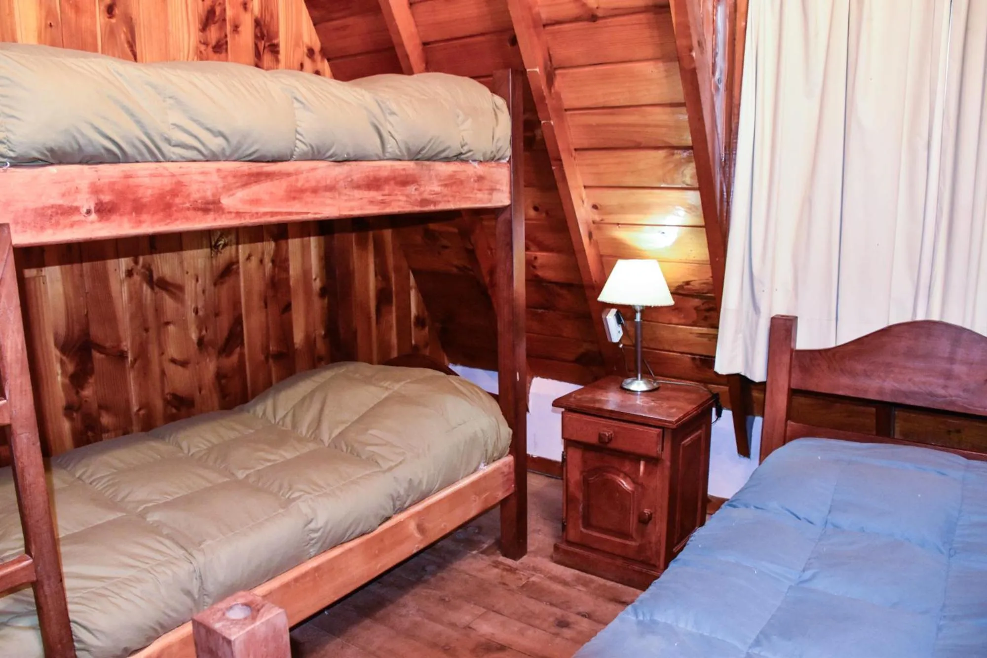 bunk bed, Bed in Cabañas Villa Pañil