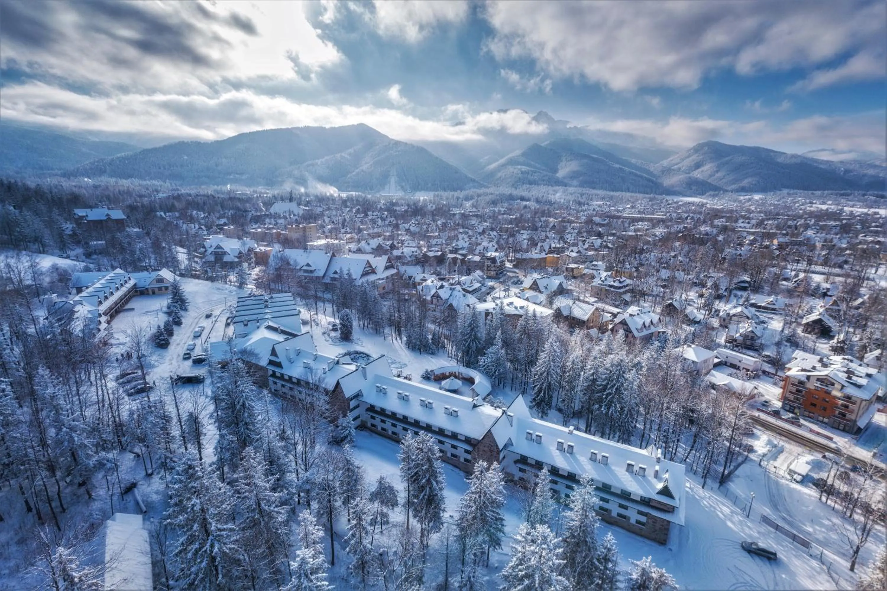 Property building in Kompleks Antałówka Termy & Med