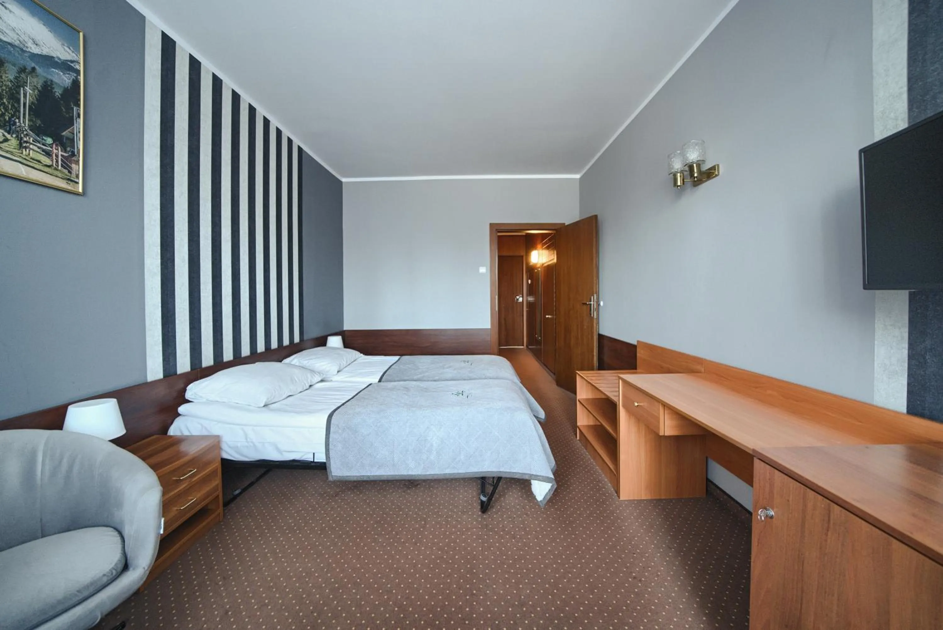 Bed in Zespół Tatry - Hotel Tatry i Budynek Turystyczny