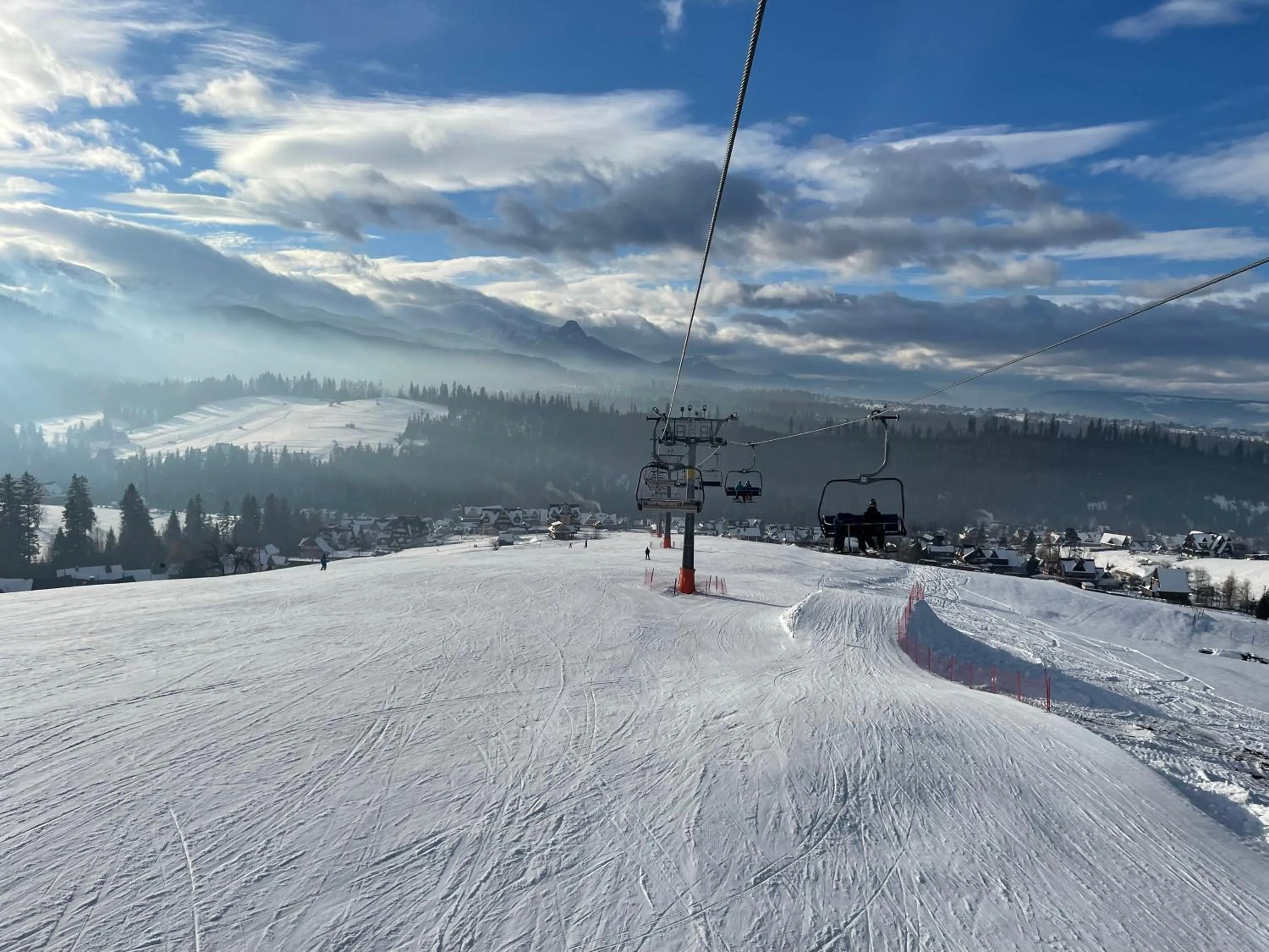 Day in Zespół Tatry - Hotel Tatry i Budynek Turystyczny