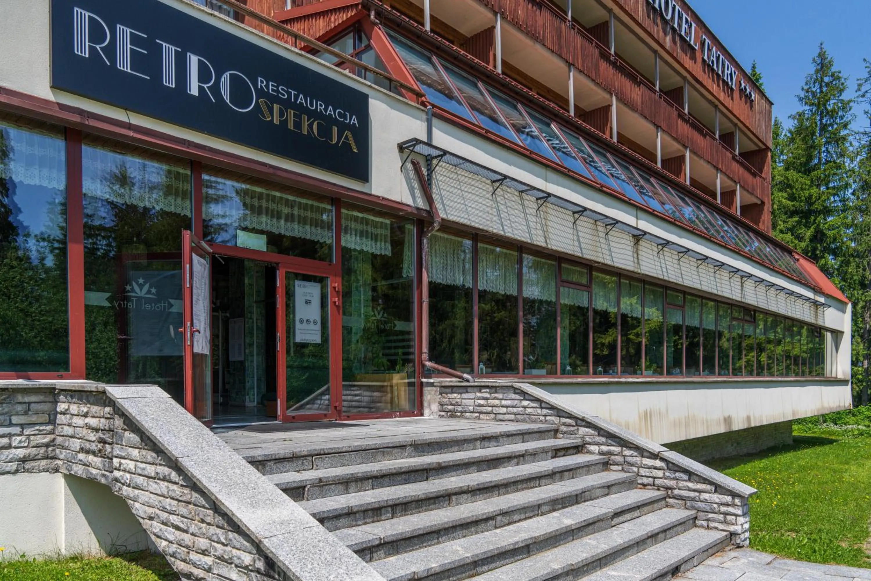 Property building in Zespół Tatry - Hotel Tatry i Budynek Turystyczny