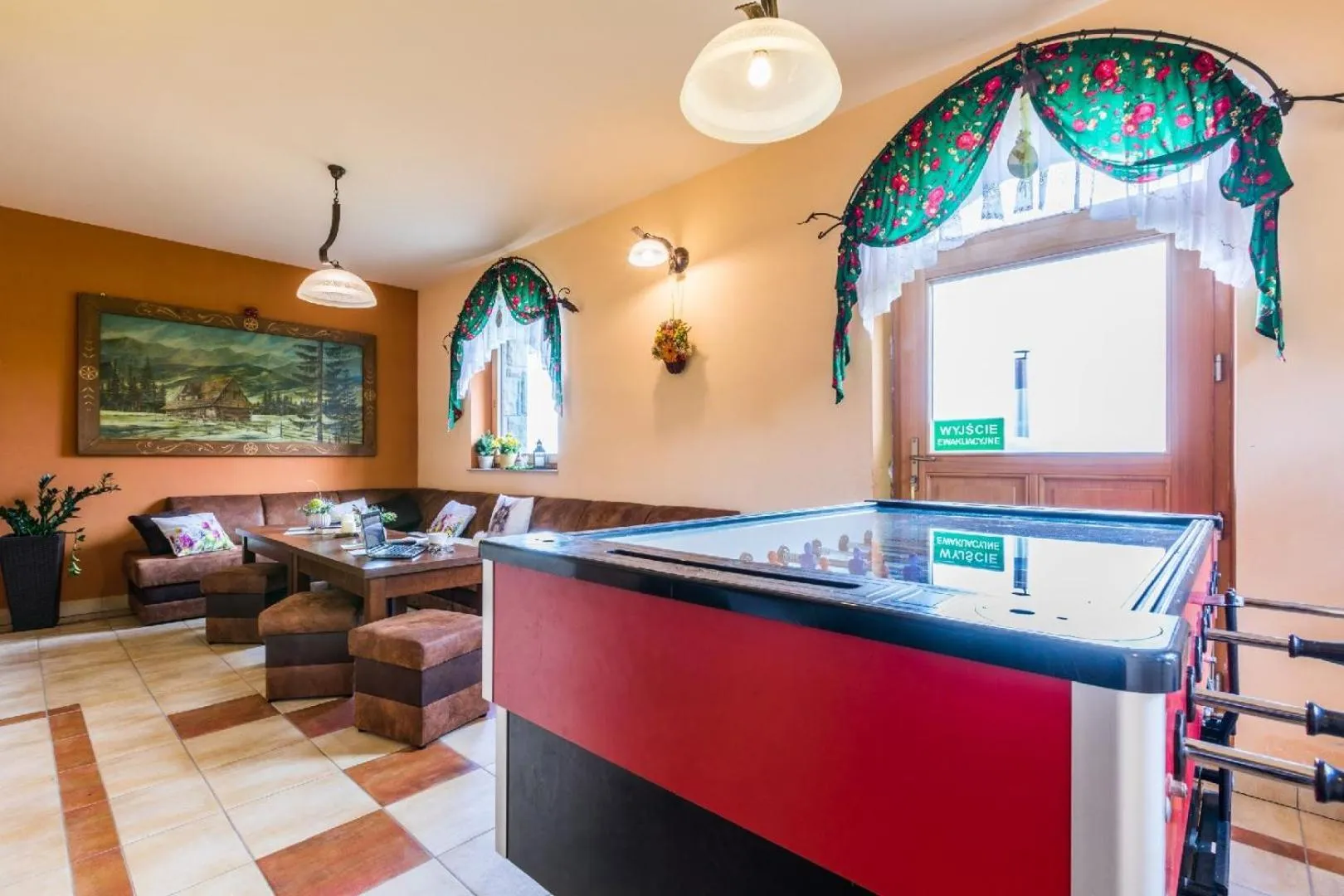 Communal lounge/ TV room in Willa Cetynka