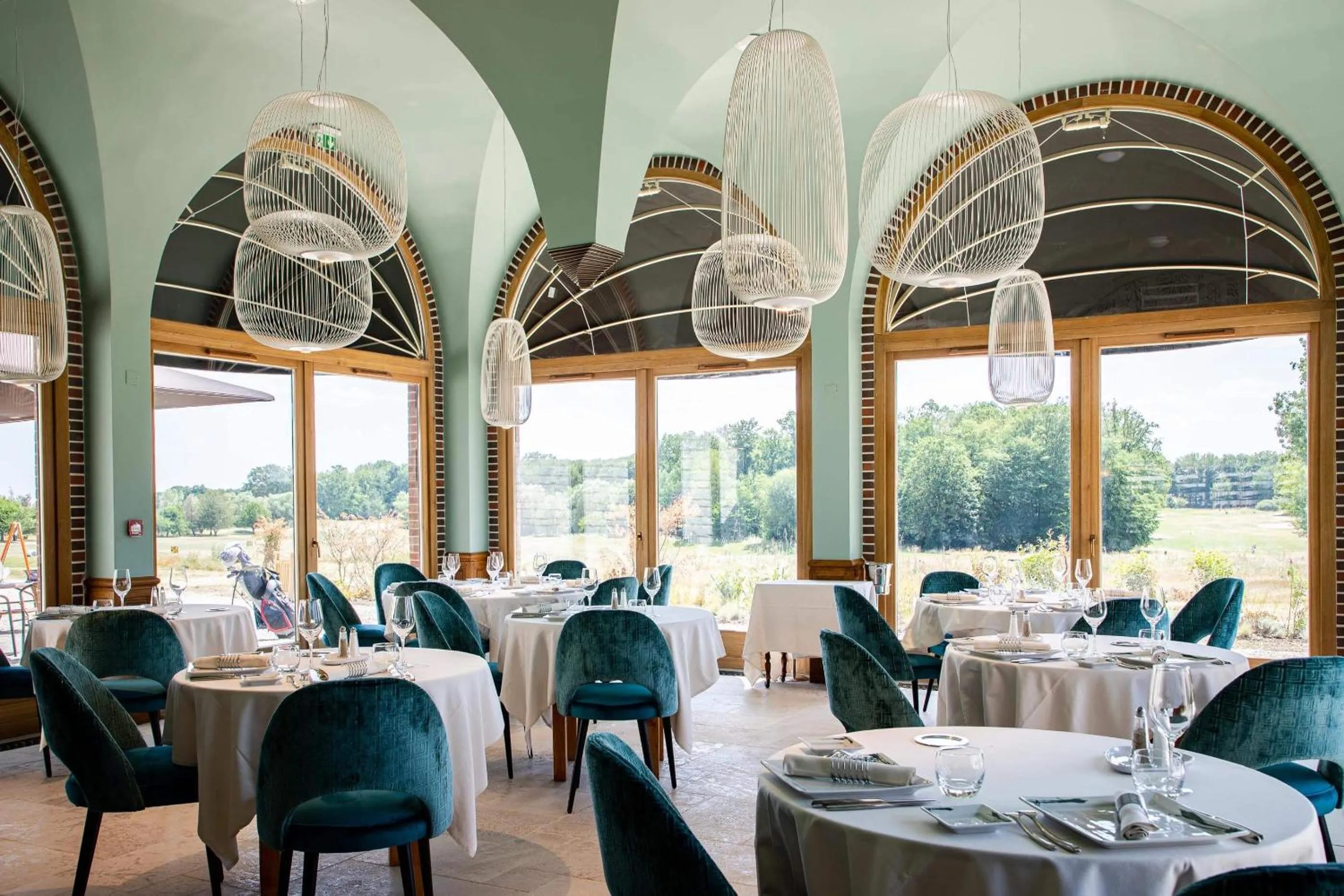 Restaurant/places to eat in Domaine Du Roncemay - Hôtel, Restaurants, Spa & Golf