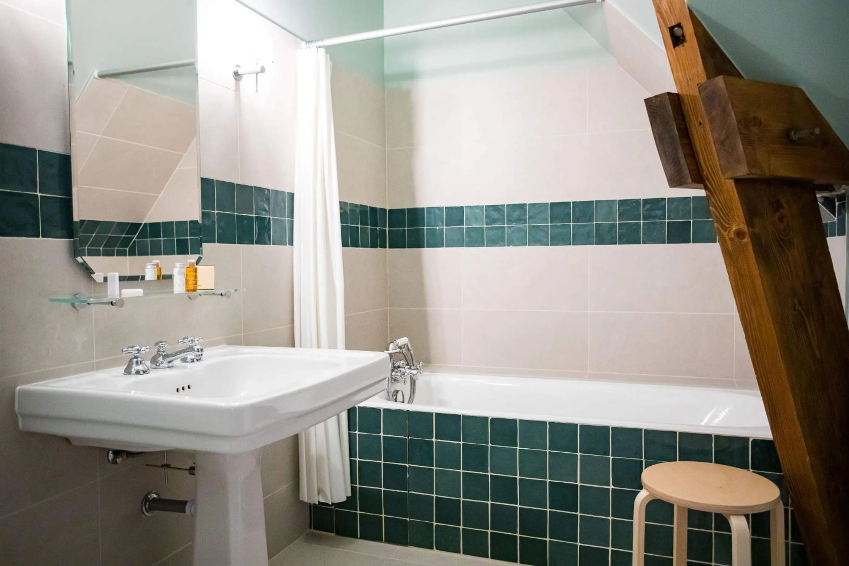 Bathroom in Domaine Du Roncemay - Hôtel, Restaurants, Spa & Golf