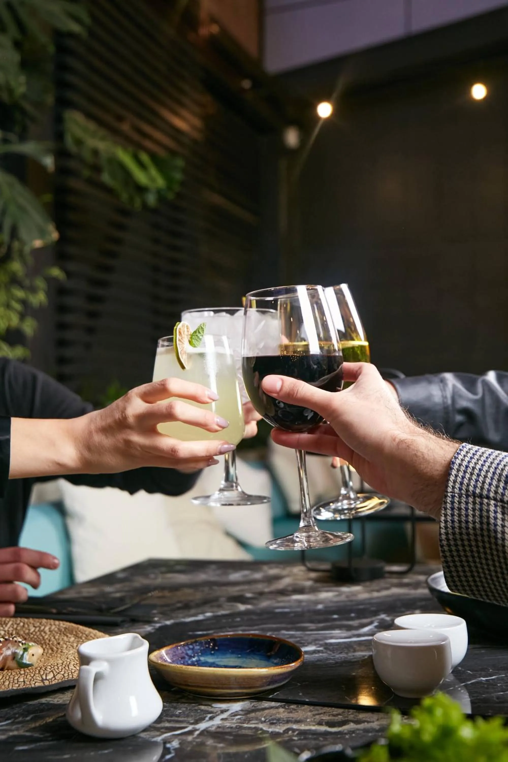 Restaurant/places to eat in Pullman Santiago El Bosque